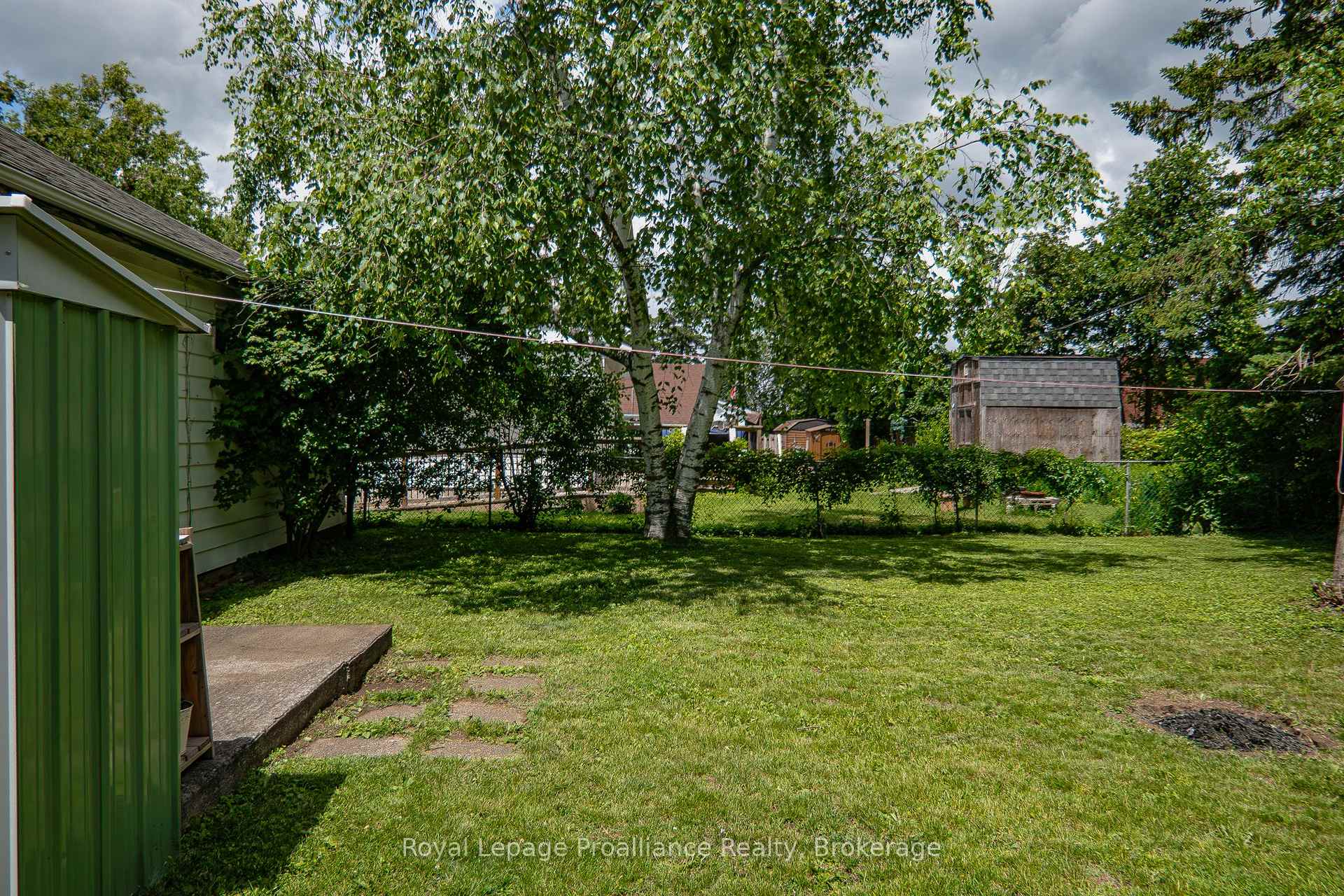 Photo 7 of 45 Valleyview Crescent, Belleville, Belleville Ward — HOMEH