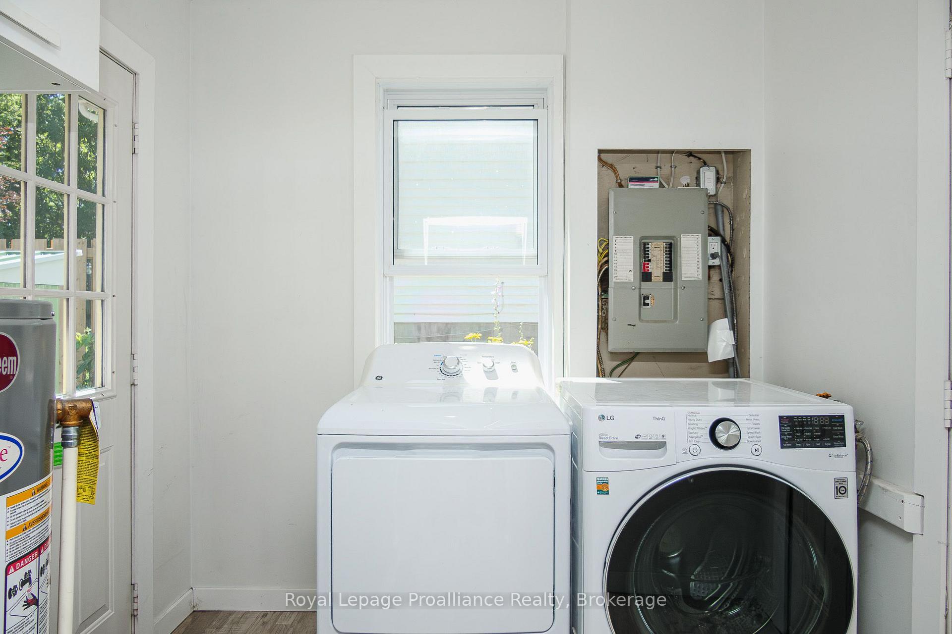 Photo 26 of 45 Valleyview Crescent, Belleville, Belleville Ward — HOMEH