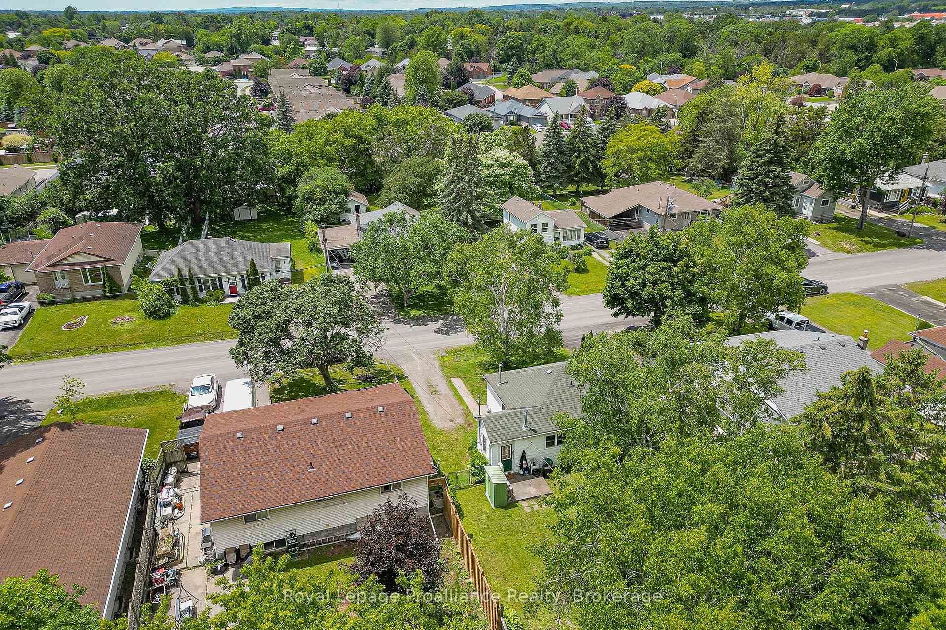 Photo 34 of 45 Valleyview Crescent, Belleville, Belleville Ward — HOMEH
