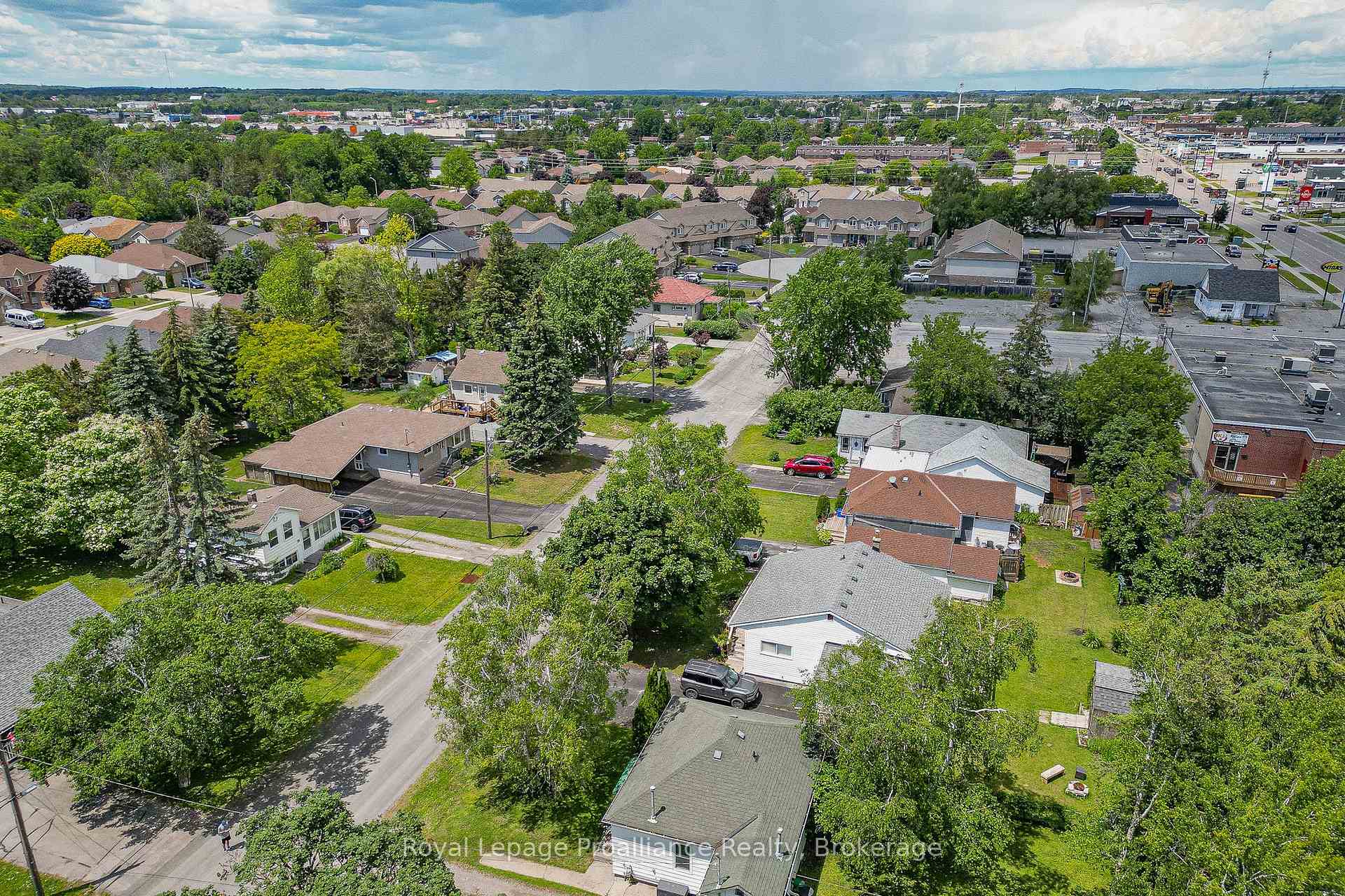 Photo 35 of 45 Valleyview Crescent, Belleville, Belleville Ward — HOMEH