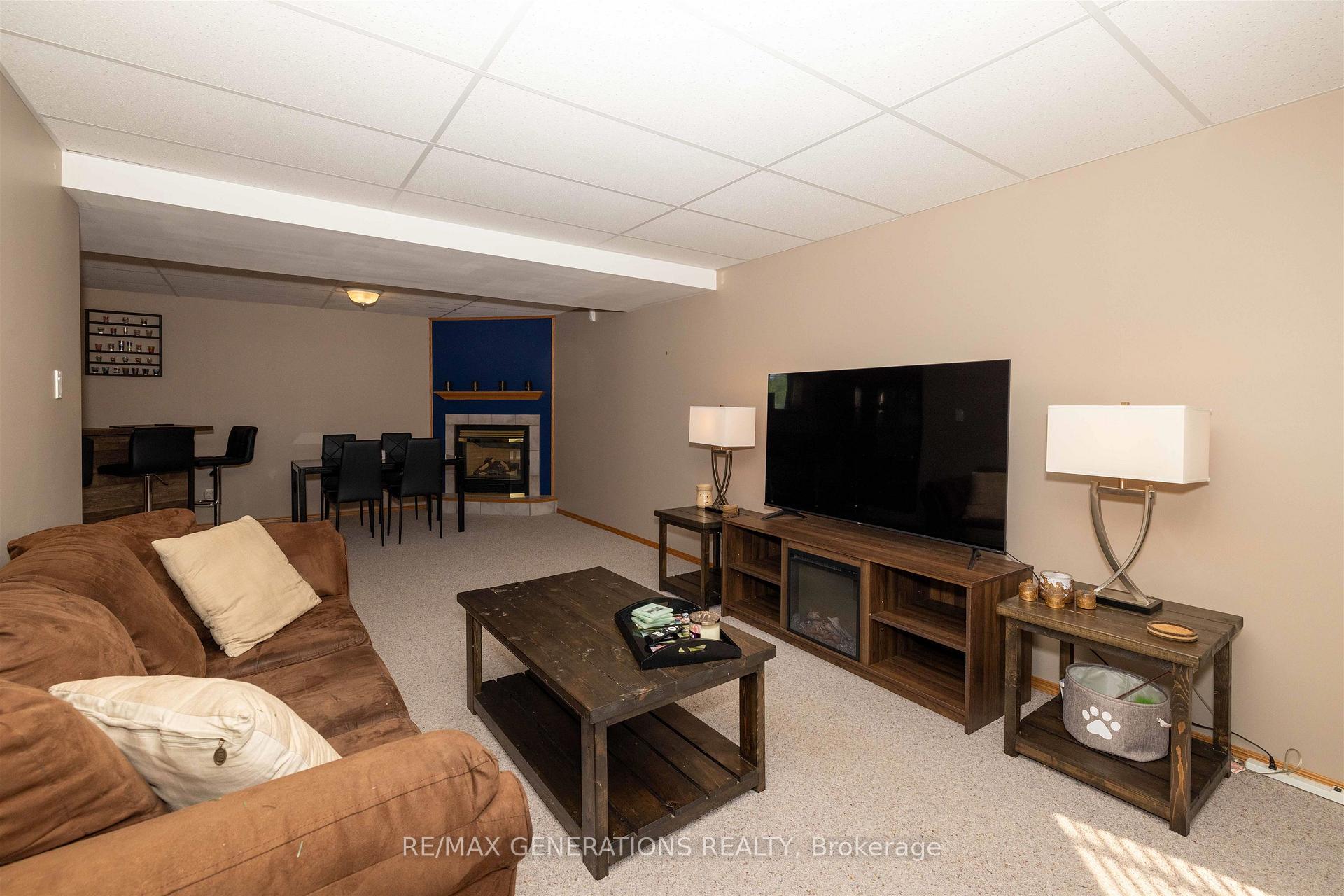 Photo 18 of 2446 Caspian Street, Thunder Bay, Mountain Road — HOMEH