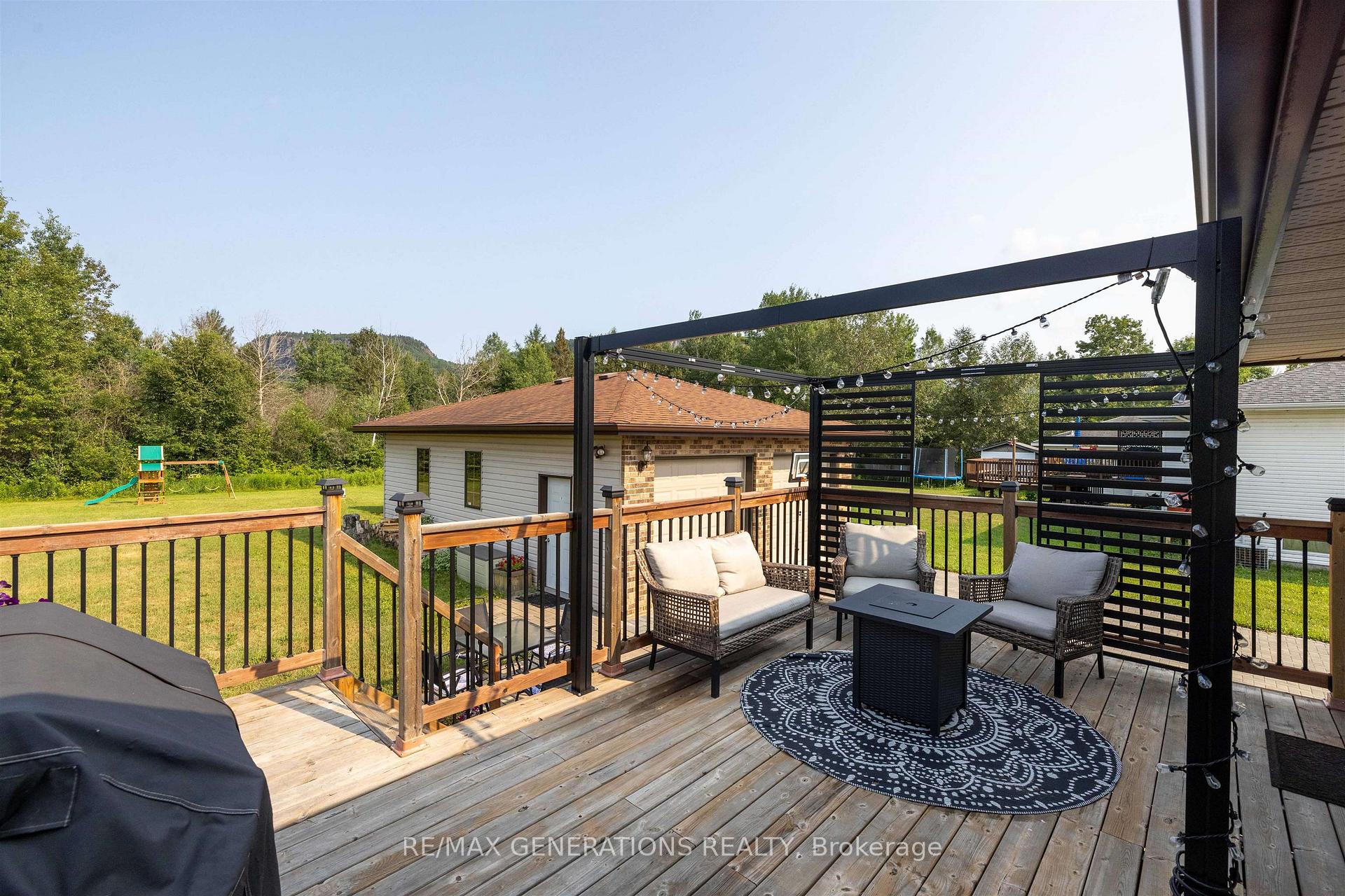 Photo 25 of 2446 Caspian Street, Thunder Bay, Mountain Road — HOMEH