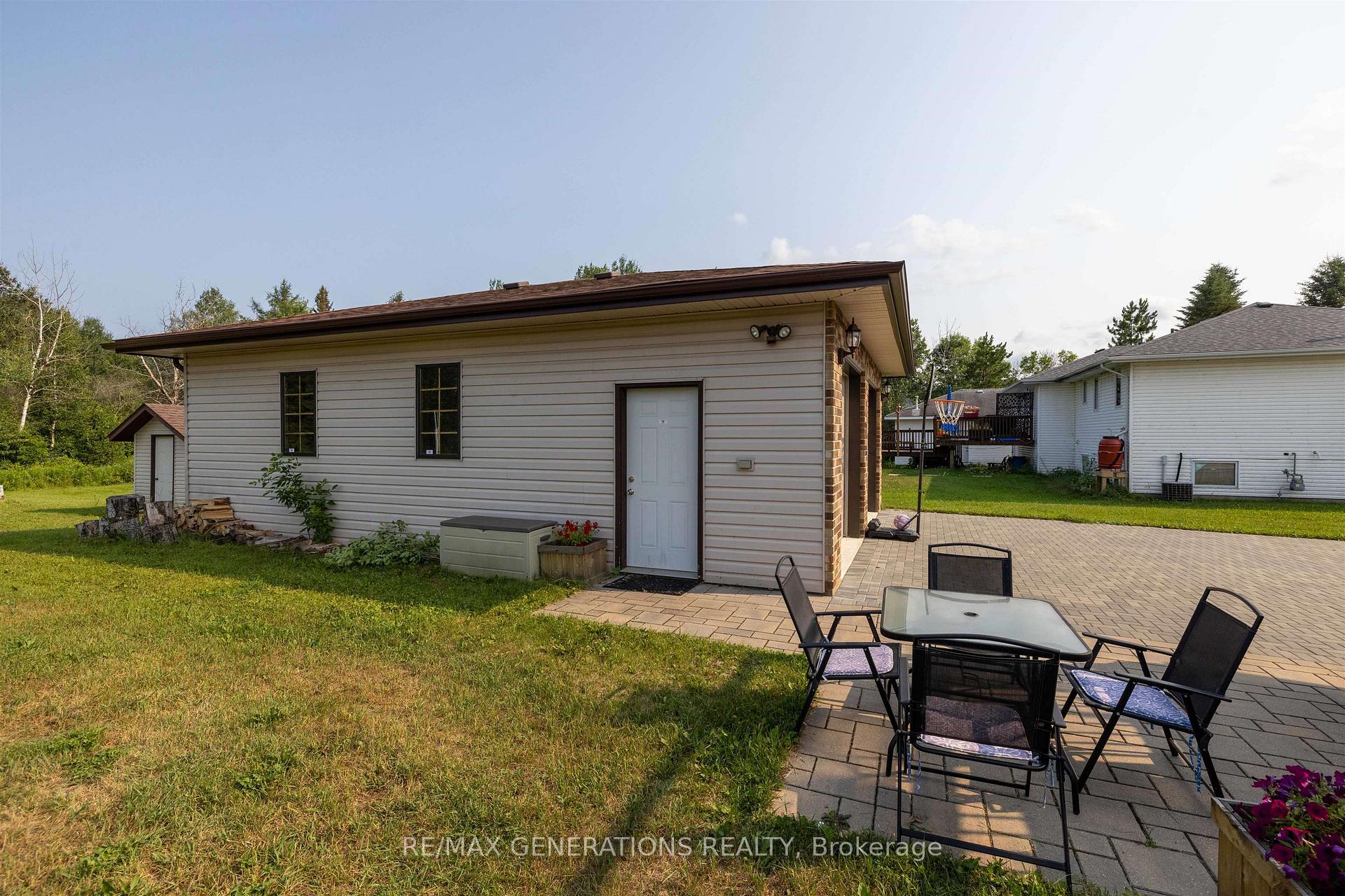 Photo 27 of 2446 Caspian Street, Thunder Bay, Mountain Road — HOMEH