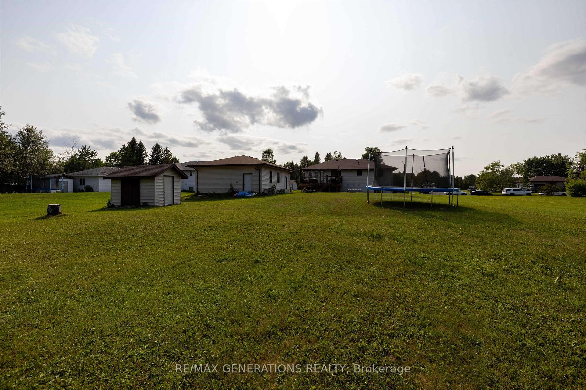 Photo 38 of 2446 Caspian Street, Thunder Bay, Mountain Road — HOMEH