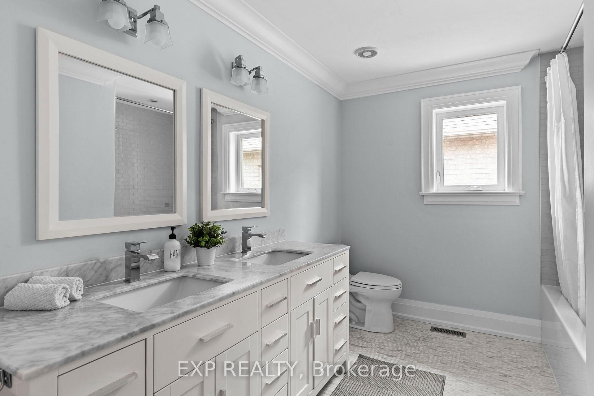 Photo 26 of 53 Glenside Drive, Vaughan, Maple — HOMEH