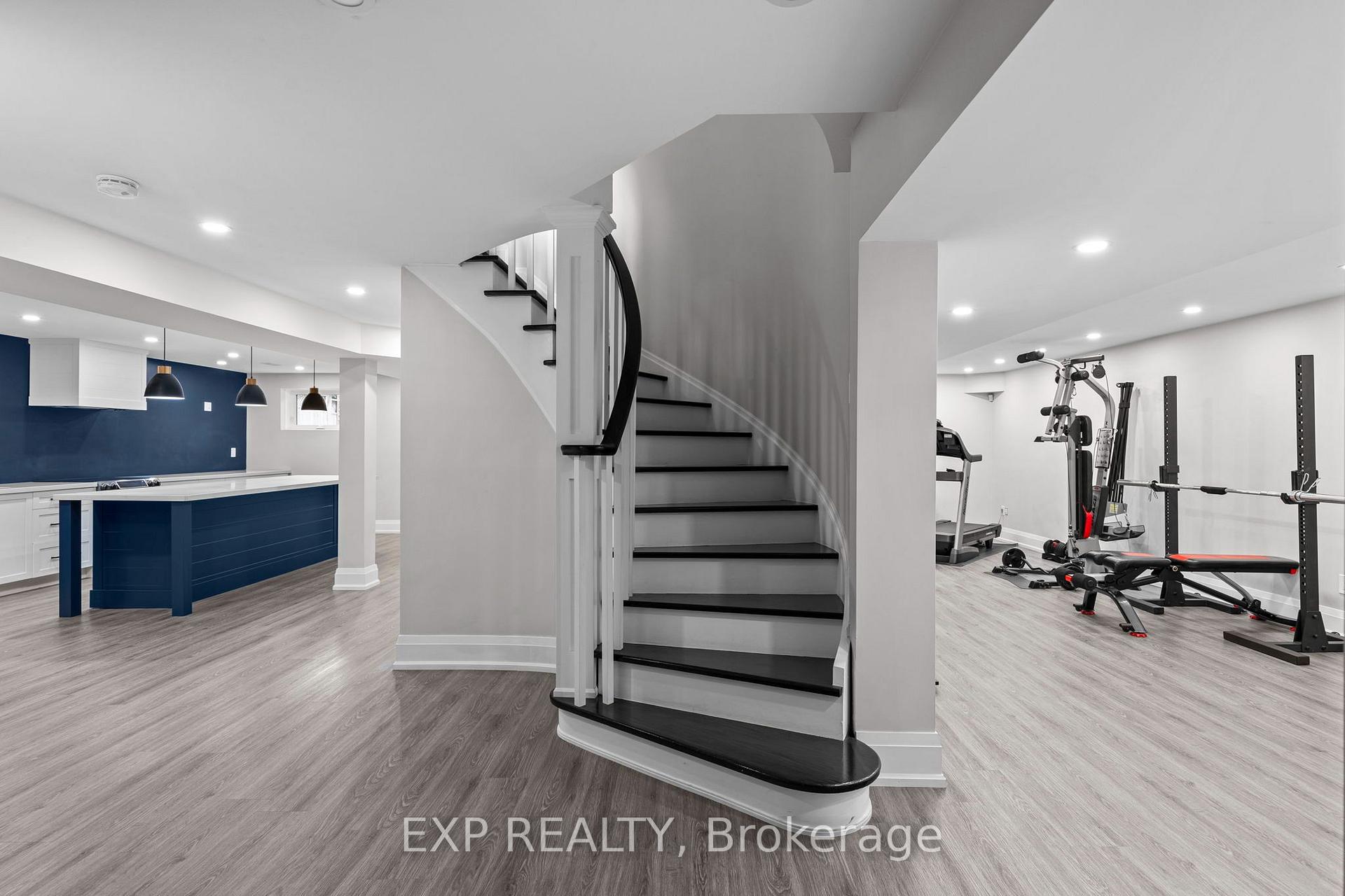 Photo 30 of 53 Glenside Drive, Vaughan, Maple — HOMEH