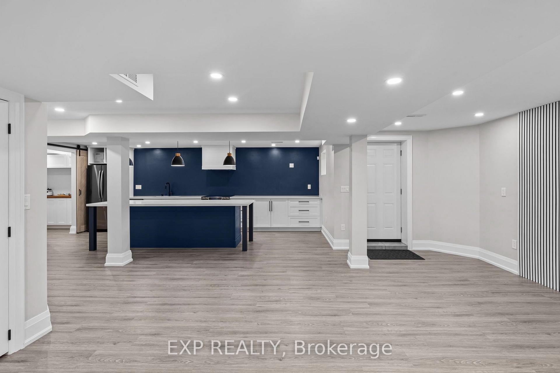 Photo 33 of 53 Glenside Drive, Vaughan, Maple — HOMEH
