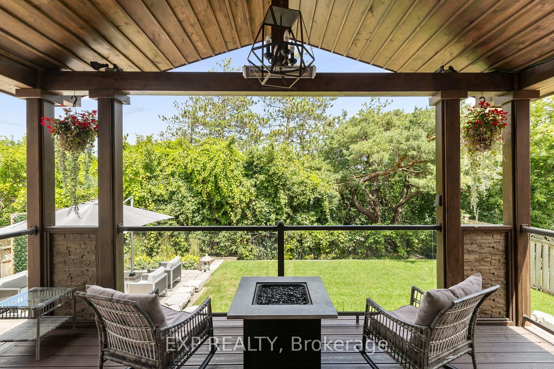 Photo 37 of 53 Glenside Drive, Vaughan, Maple — HOMEH