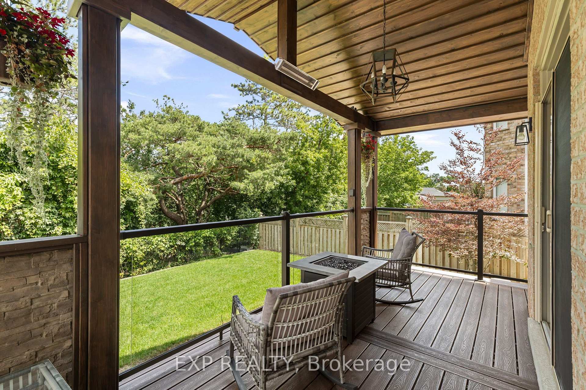 Photo 38 of 53 Glenside Drive, Vaughan, Maple — HOMEH