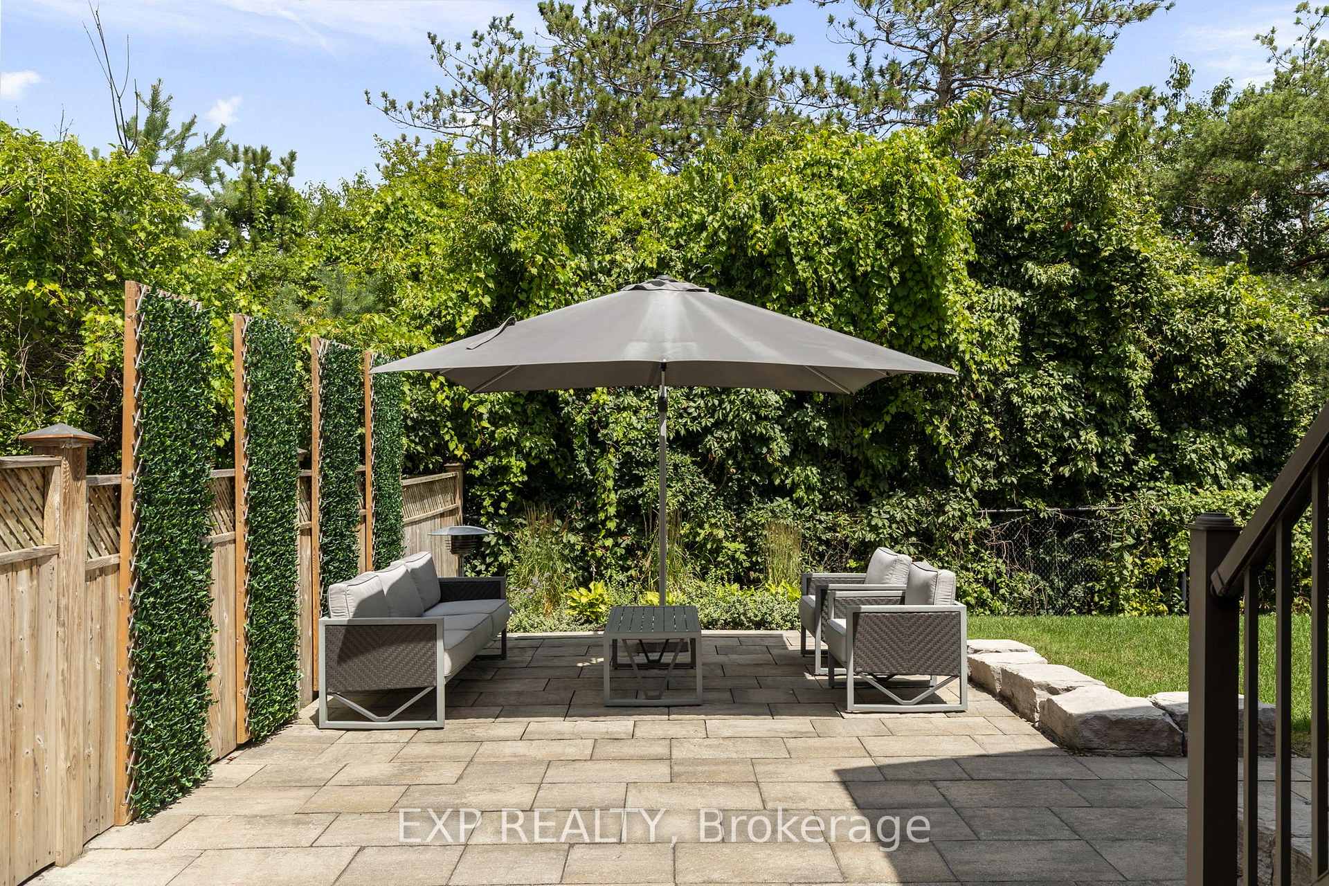Photo 39 of 53 Glenside Drive, Vaughan, Maple — HOMEH