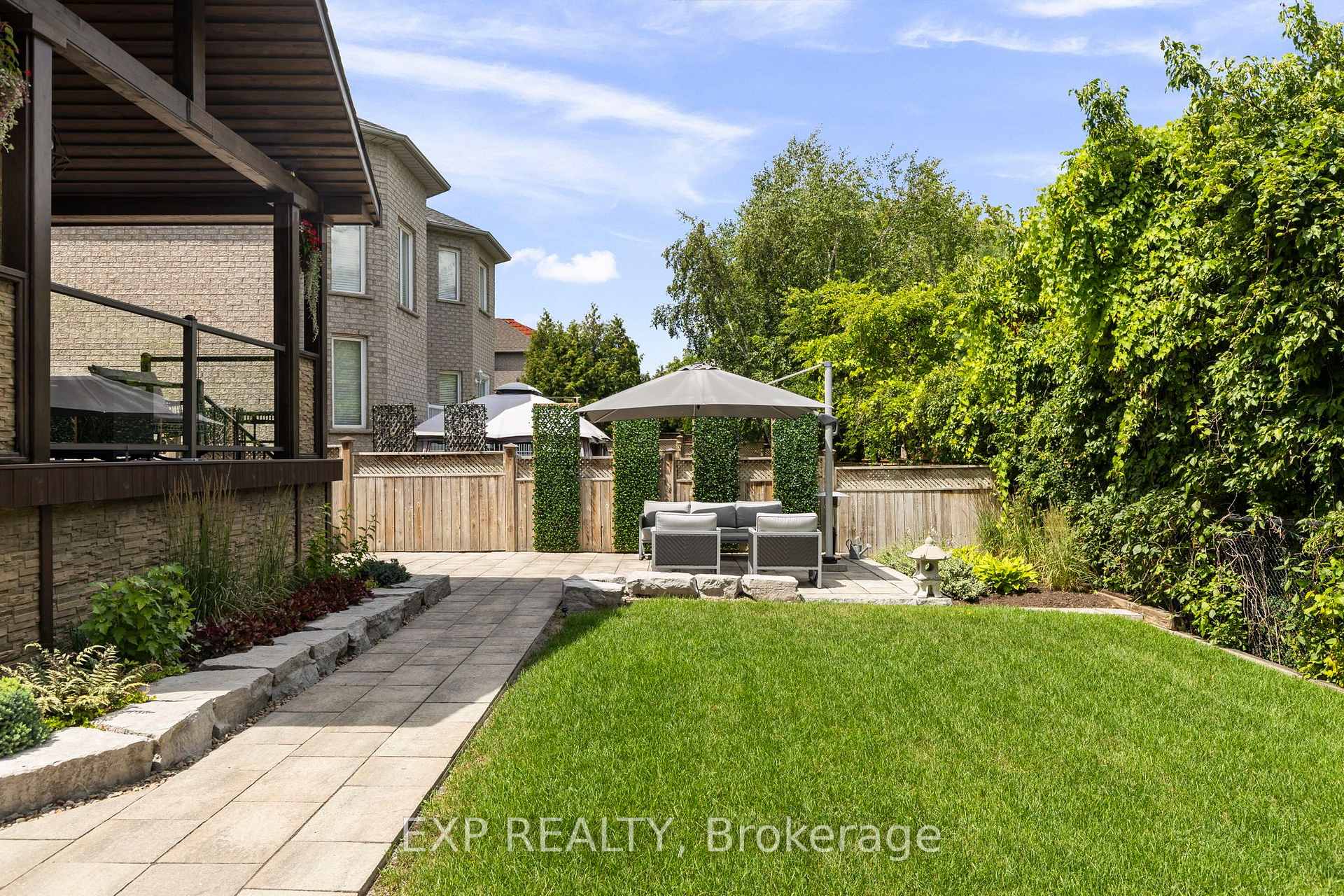 Photo 41 of 53 Glenside Drive, Vaughan, Maple — HOMEH