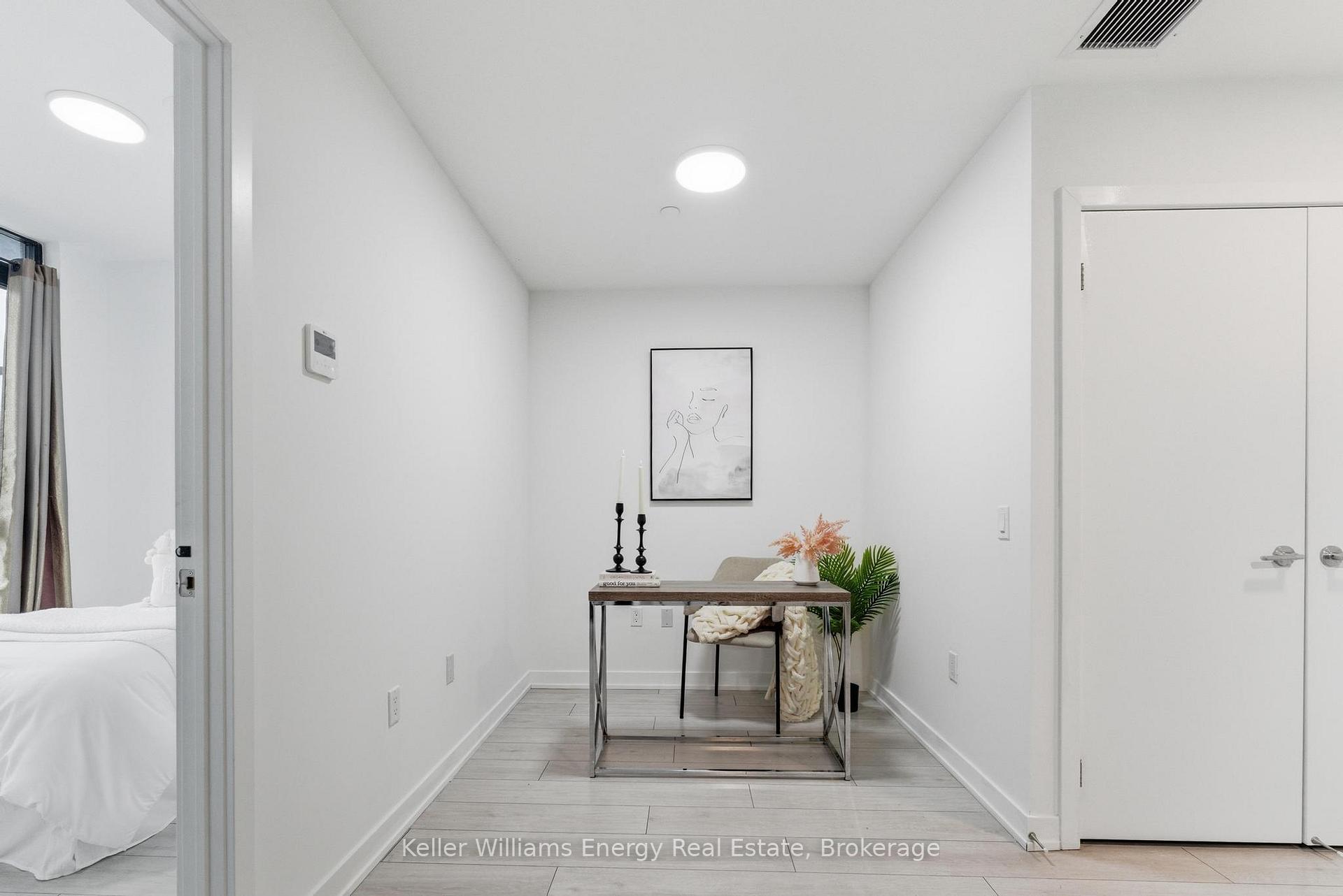 Photo 6 of Unit 522, 1614 Charles Street, Whitby, Port Whitby — HOMEH