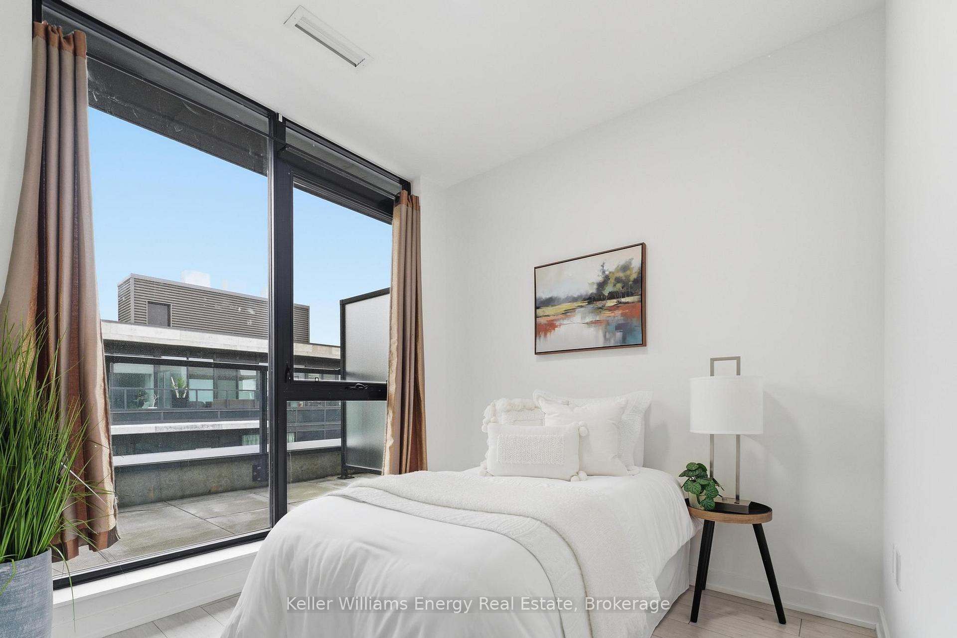 Photo 15 of Unit 522, 1614 Charles Street, Whitby, Port Whitby — HOMEH