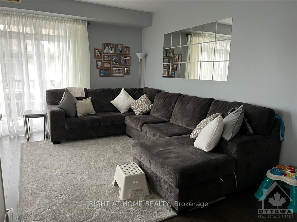 Photo 3 of Unit H, 57 Tayside Private, Ottawa, Barrhaven - Longfields — HOMEH