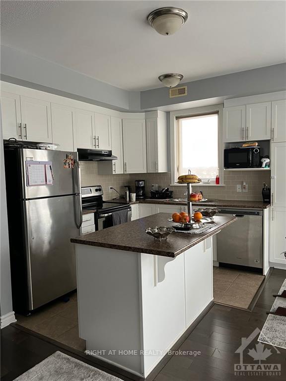 Photo 5 of Unit H, 57 Tayside Private, Ottawa, Barrhaven - Longfields — HOMEH