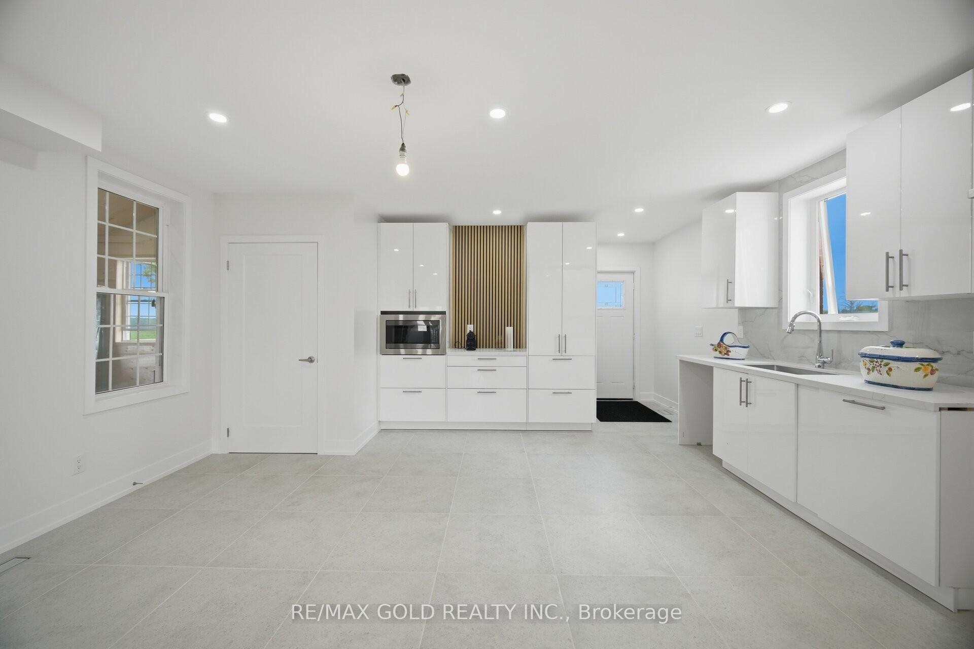 Photo 7 of 3163 County Rd 50, Adjala-Tosorontio, Loretto — HOMEH