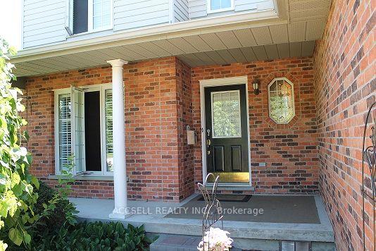 Photo 2 of 62 Moraine Walk, London, North A — HOMEH