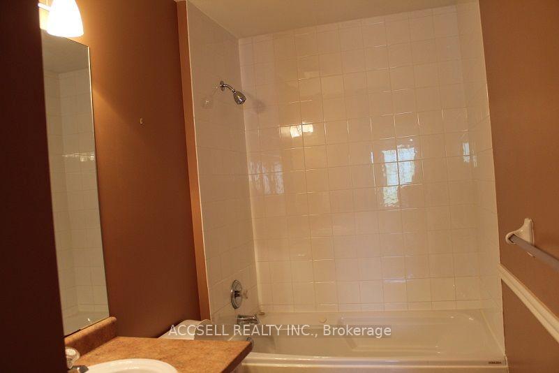 Photo 16 of 62 Moraine Walk, London, North A — HOMEH