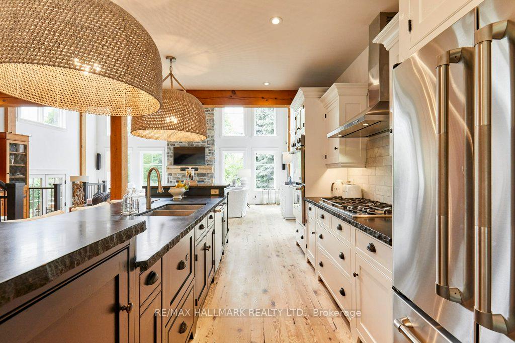 Photo 12 of 136 Snowbridge Way, Blue Mountains — HOMEH