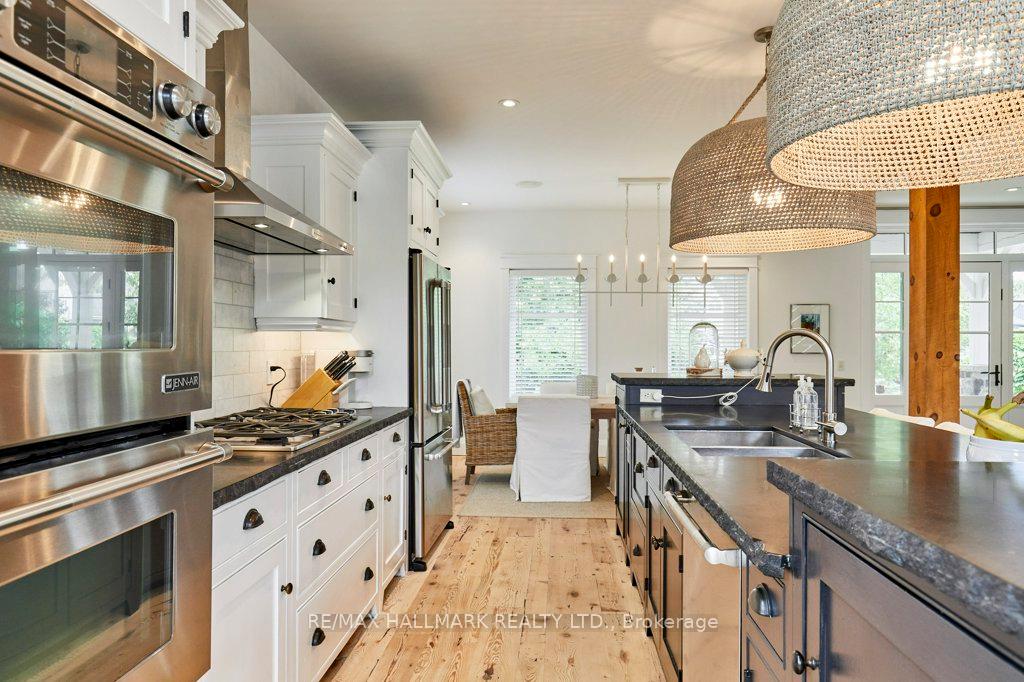 Photo 14 of 136 Snowbridge Way, Blue Mountains — HOMEH