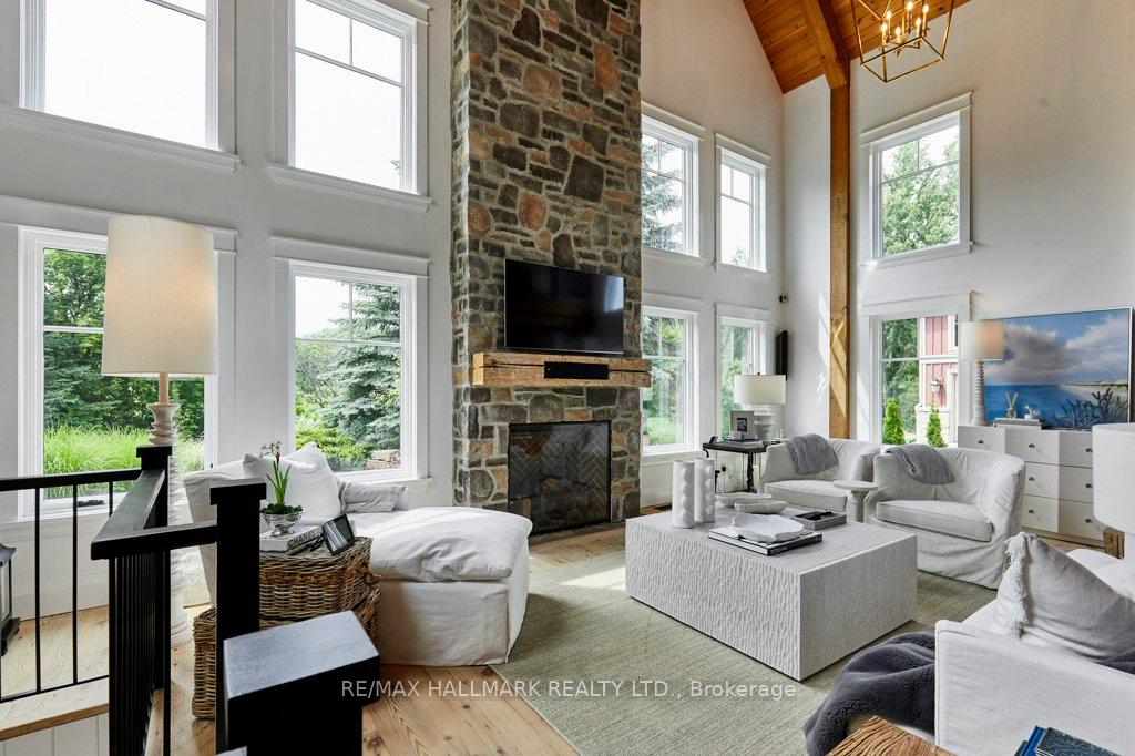 Photo 18 of 136 Snowbridge Way, Blue Mountains — HOMEH