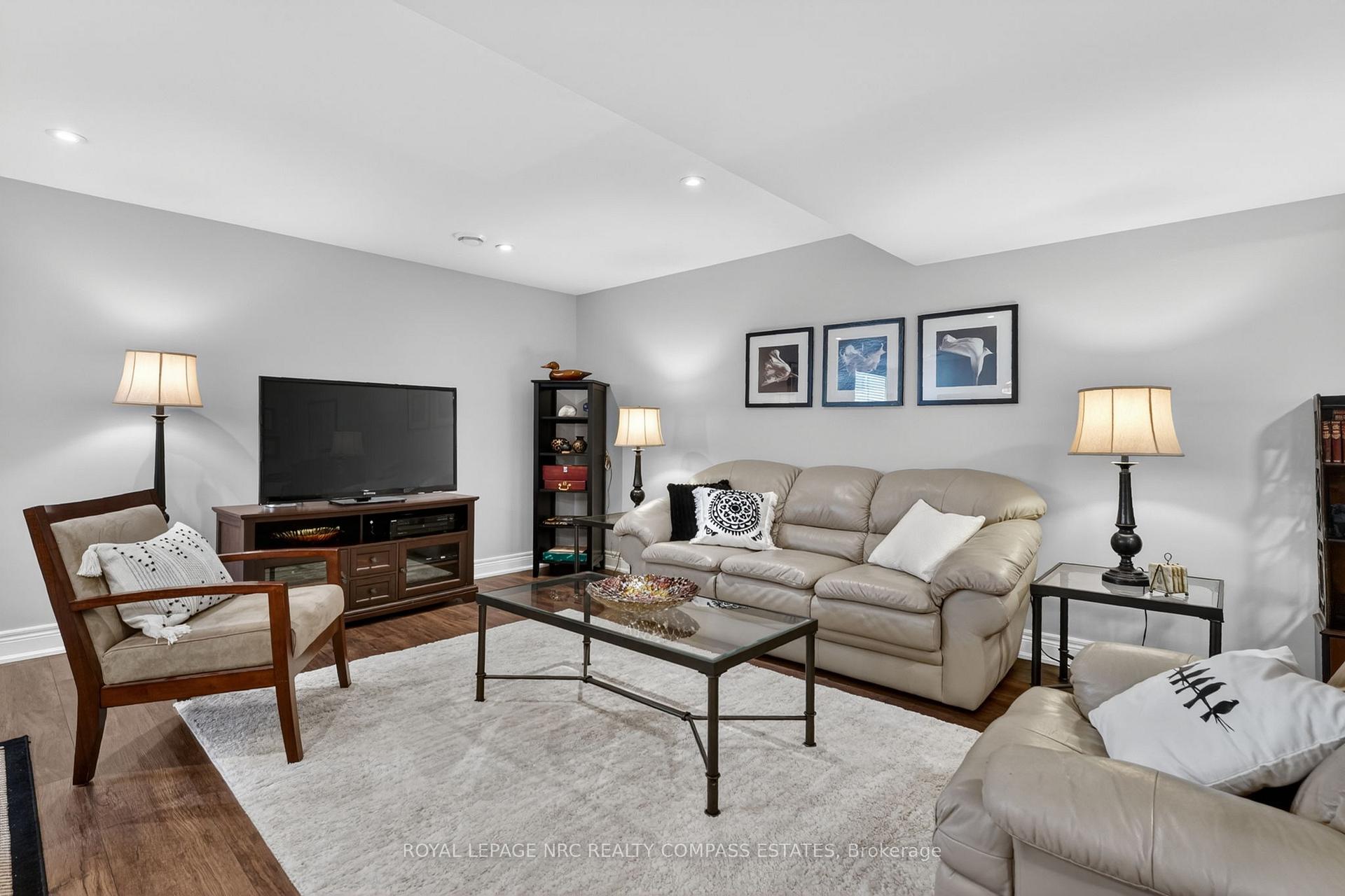 Photo 23 of Unit 42, 154 Port Robinson Road, Pelham, Fonthill — HOMEH