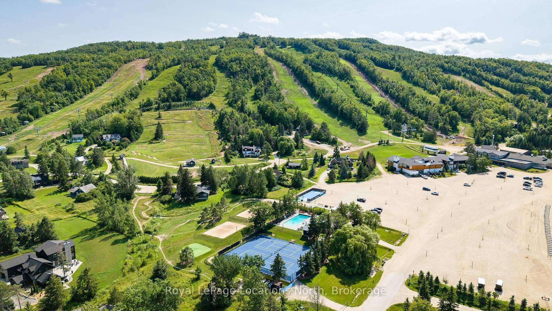 Photo 8 of 11 Osler Pines Drive, Clearview, Rural Clearview — HOMEH