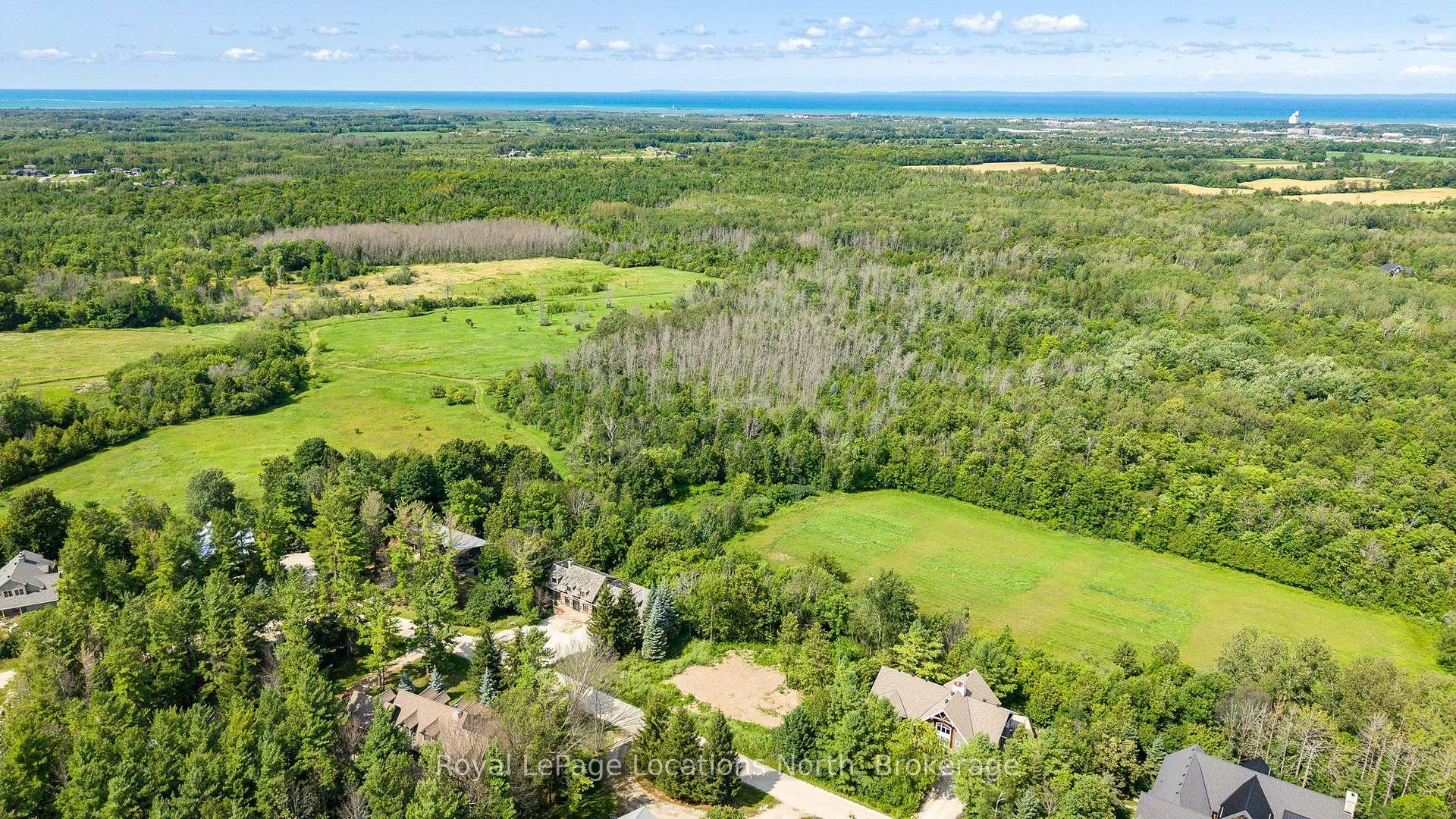 Photo 10 of 11 Osler Pines Drive, Clearview, Rural Clearview — HOMEH