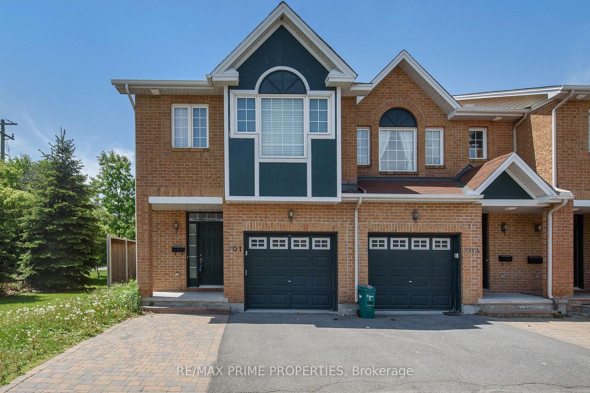 Photo 1 of 201 Freedom Private, Ottawa, Riverview Park — HOMEH