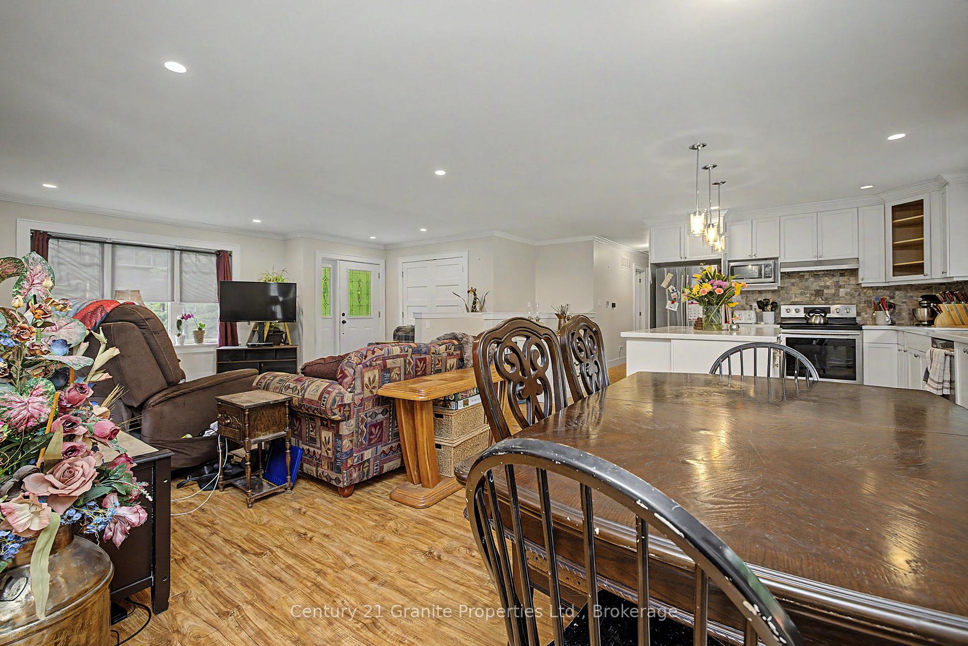 Photo 21 of 64 Loucks Road, Seguin — HOMEH