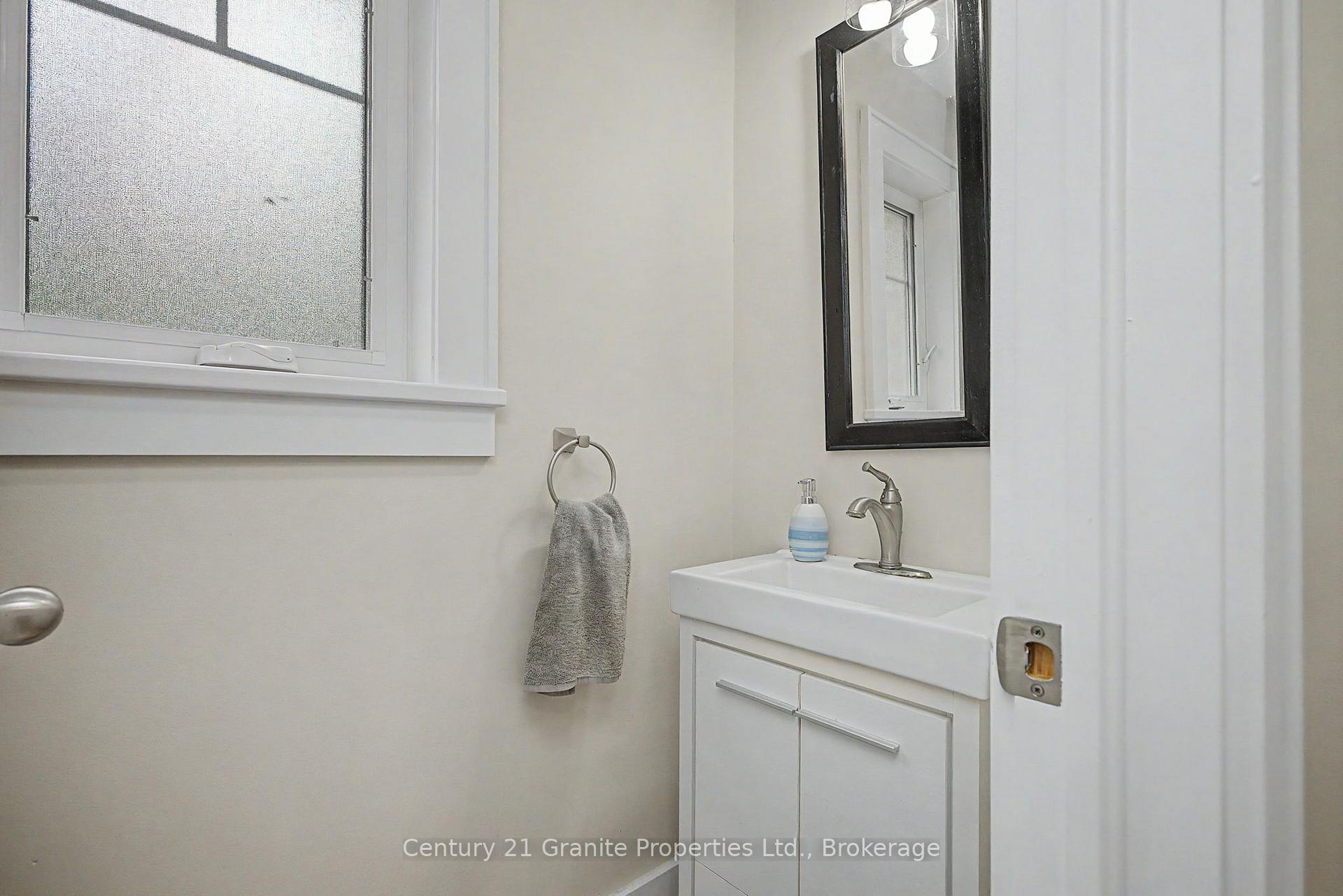 Photo 23 of 64 Loucks Road, Seguin — HOMEH