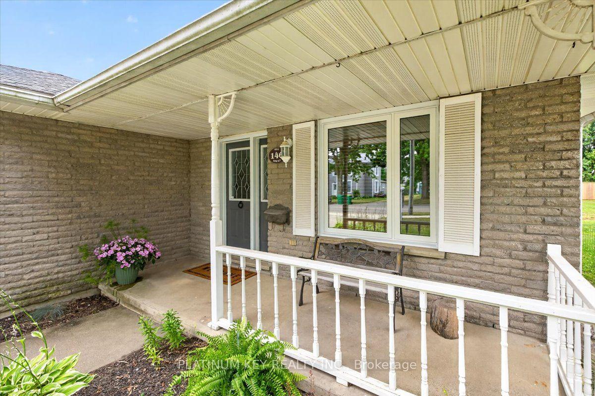 Photo 2 of 146 Mill Street, Southwest Middlesex, Glencoe — HOMEH