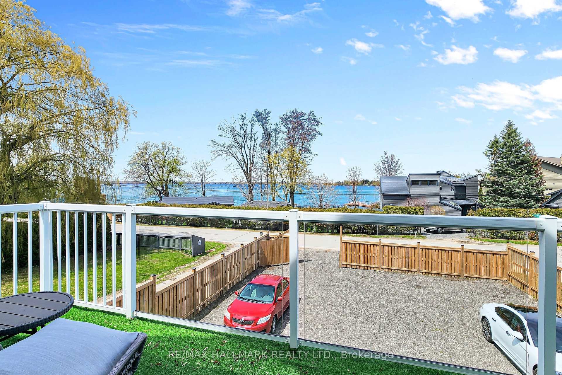 Photo of 941 Lake Drive N