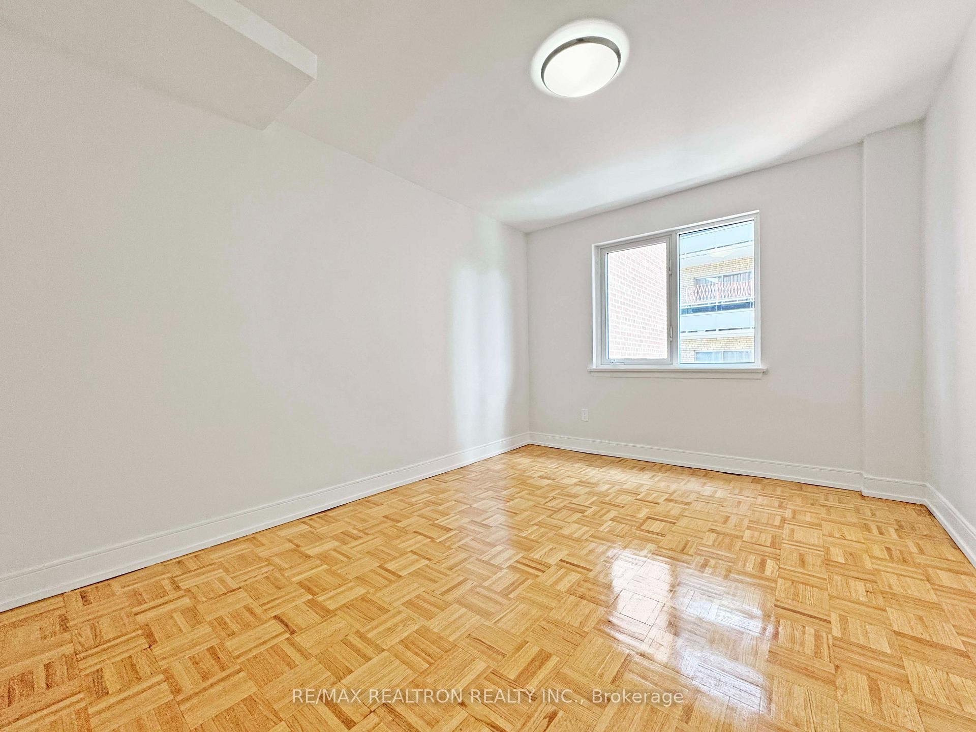 Photo 13 of Unit 607, 95 Lawton Boulevard, Toronto, Yonge-St. Clair — HOMEH
