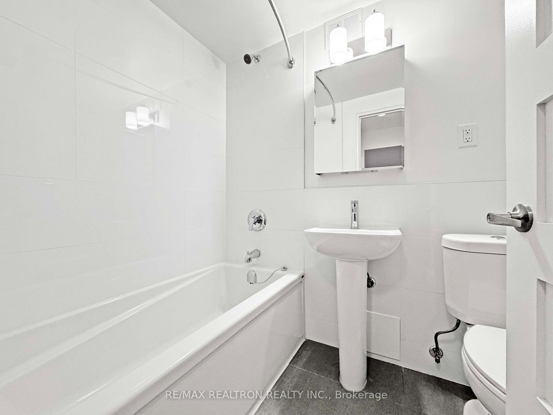 Photo 17 of Unit 607, 95 Lawton Boulevard, Toronto, Yonge-St. Clair — HOMEH