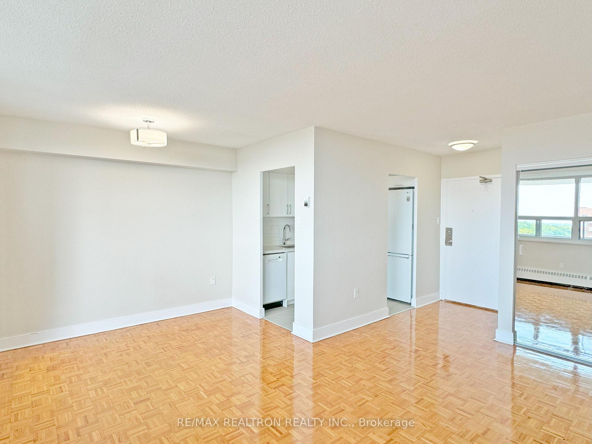 Photo 2 of Unit 409, 1500 Bathurst Street, Toronto, Humewood-Cedarvale — HOMEH