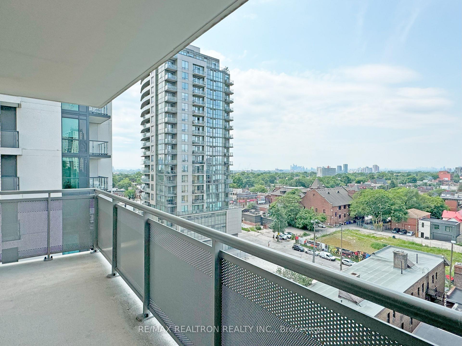 Photo 9 of Unit 409, 1500 Bathurst Street, Toronto, Humewood-Cedarvale — HOMEH