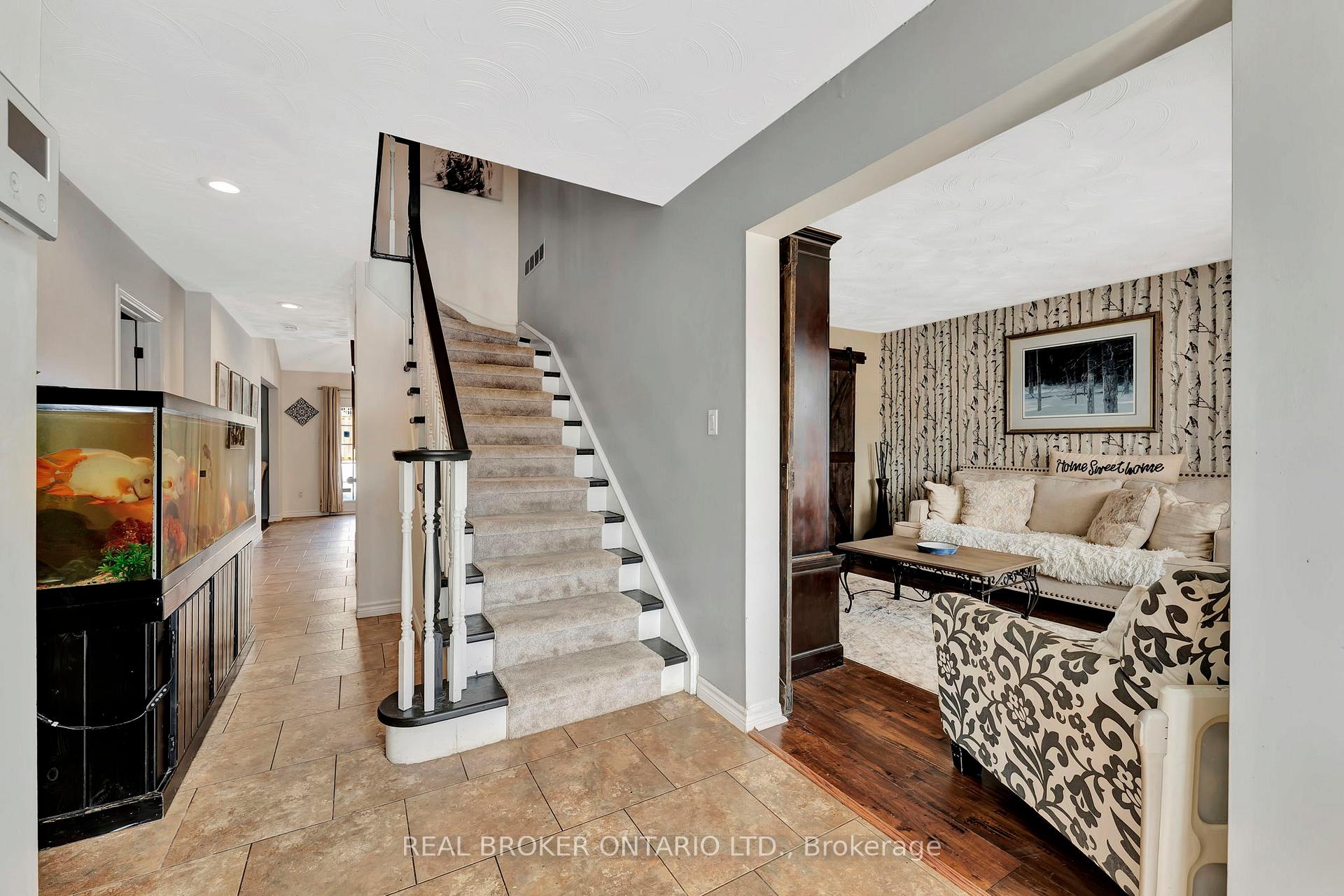 Photo 5 of 52 Beckett Drive, Brantford, Empire South — HOMEH