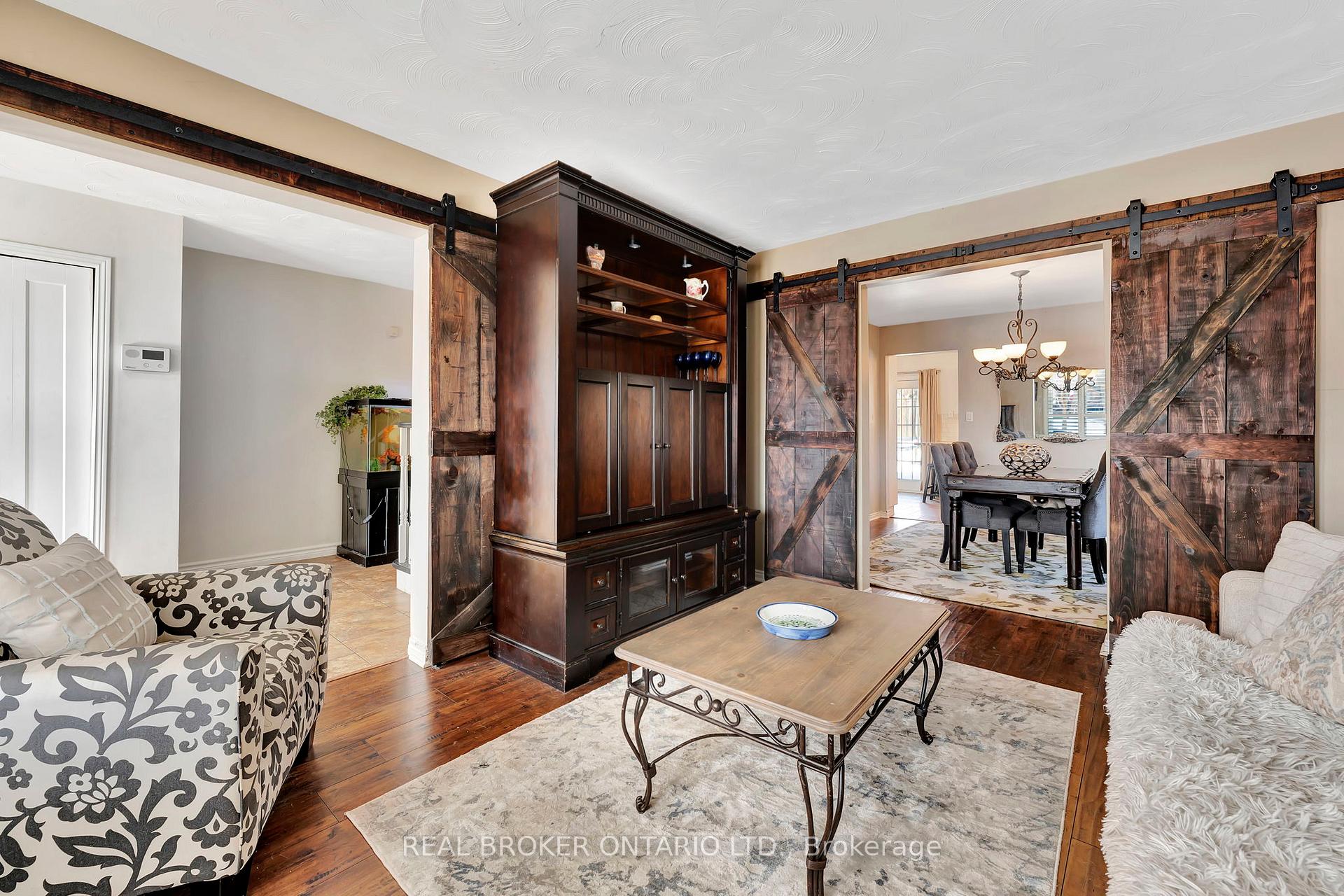 Photo 8 of 52 Beckett Drive, Brantford, Empire South — HOMEH