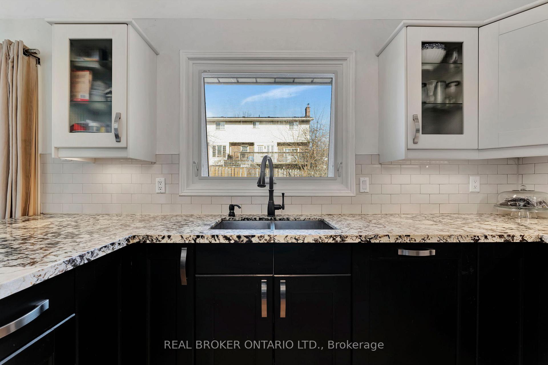 Photo 13 of 52 Beckett Drive, Brantford, Empire South — HOMEH