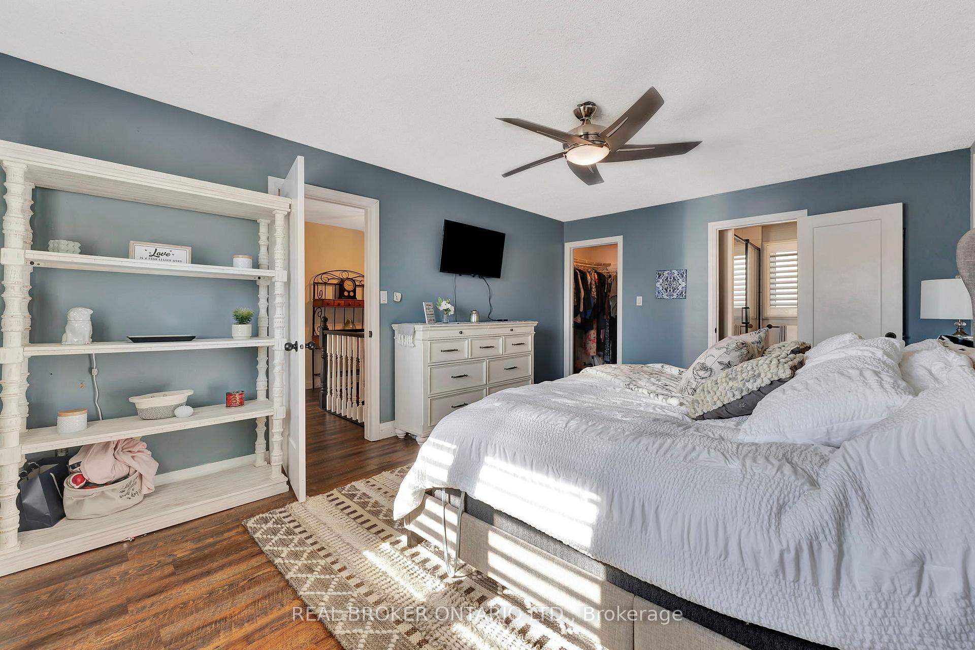 Photo 24 of 52 Beckett Drive, Brantford, Empire South — HOMEH