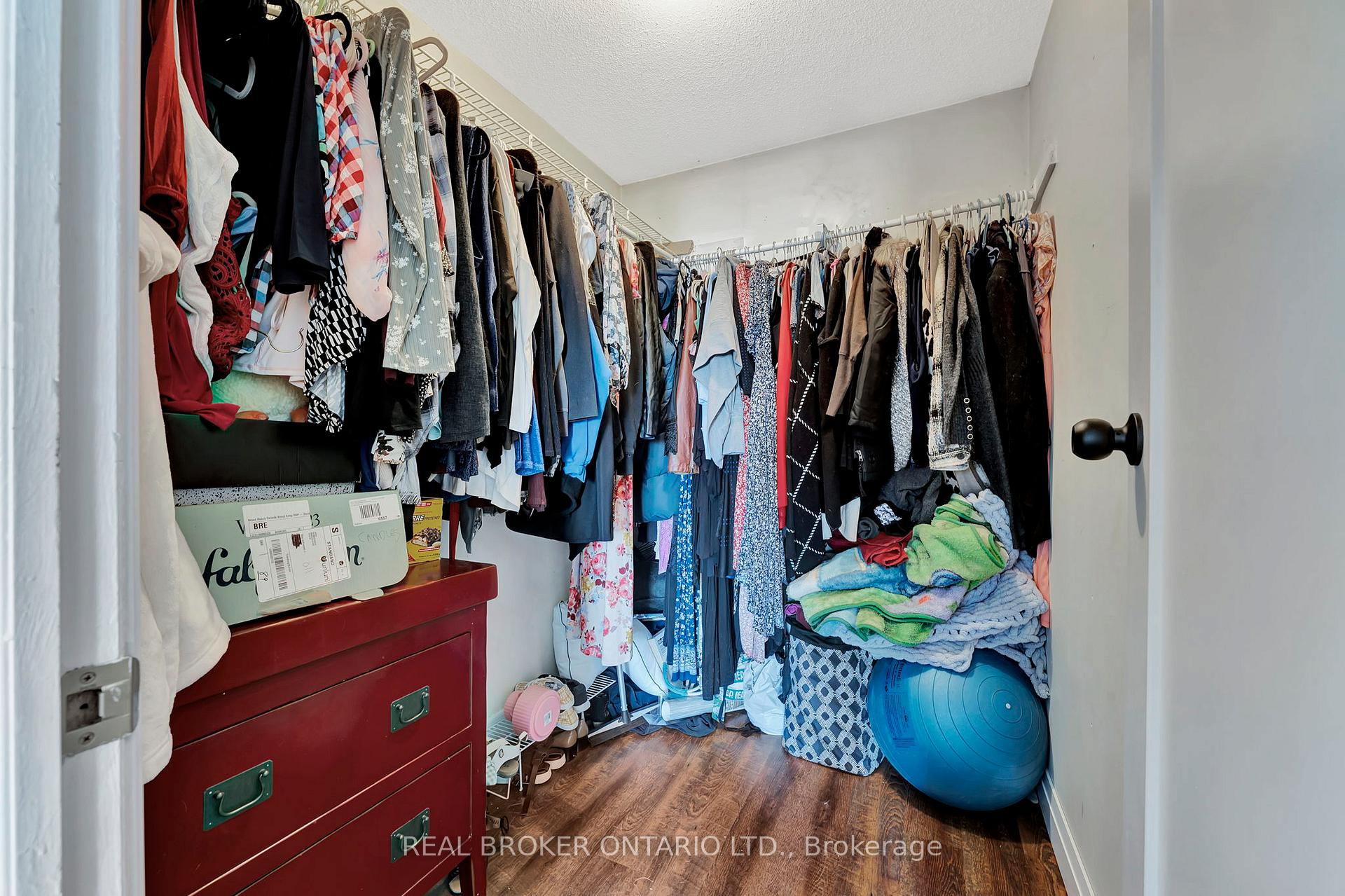 Photo 26 of 52 Beckett Drive, Brantford, Empire South — HOMEH