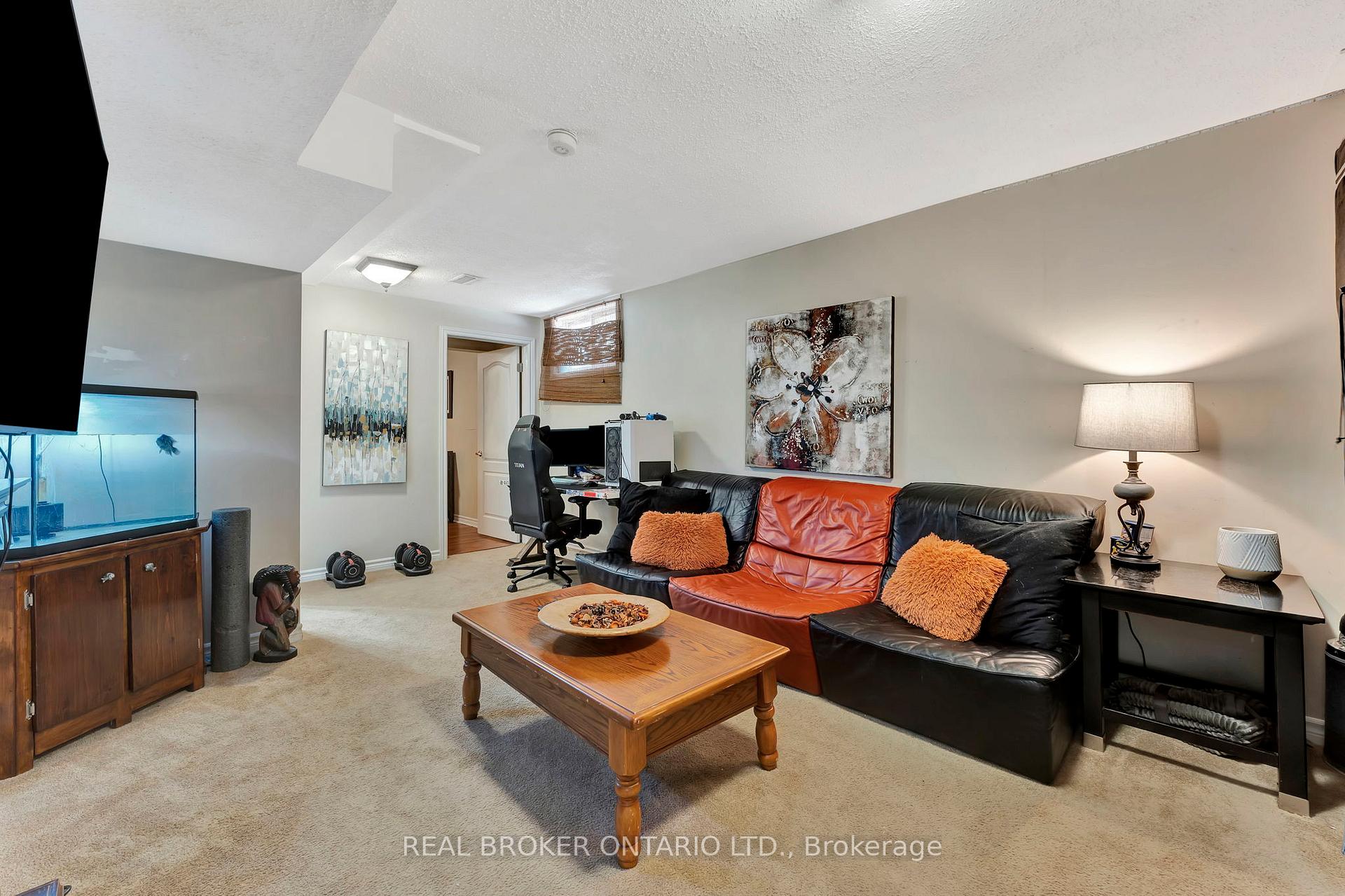 Photo 35 of 52 Beckett Drive, Brantford, Empire South — HOMEH