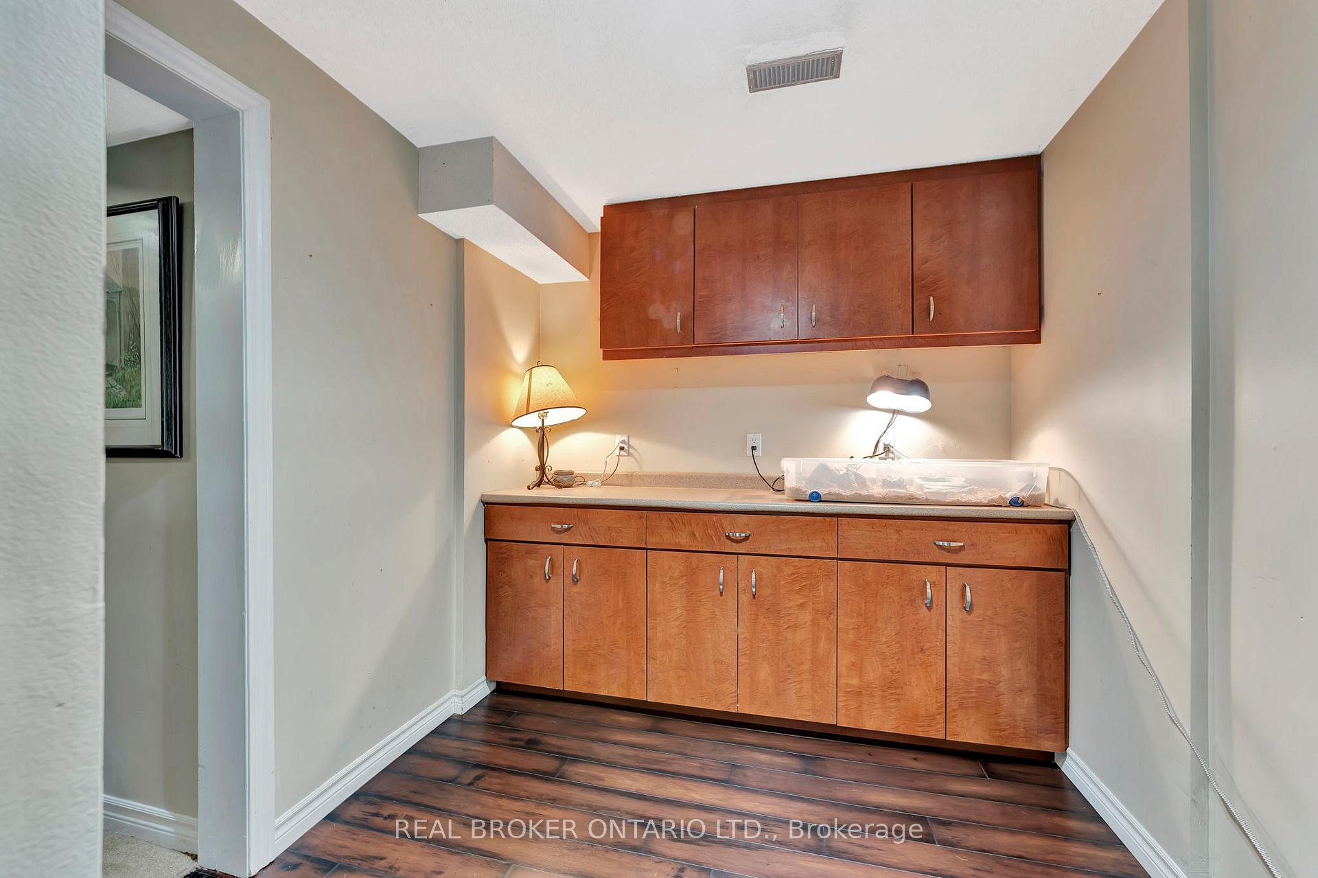 Photo 40 of 52 Beckett Drive, Brantford, Empire South — HOMEH