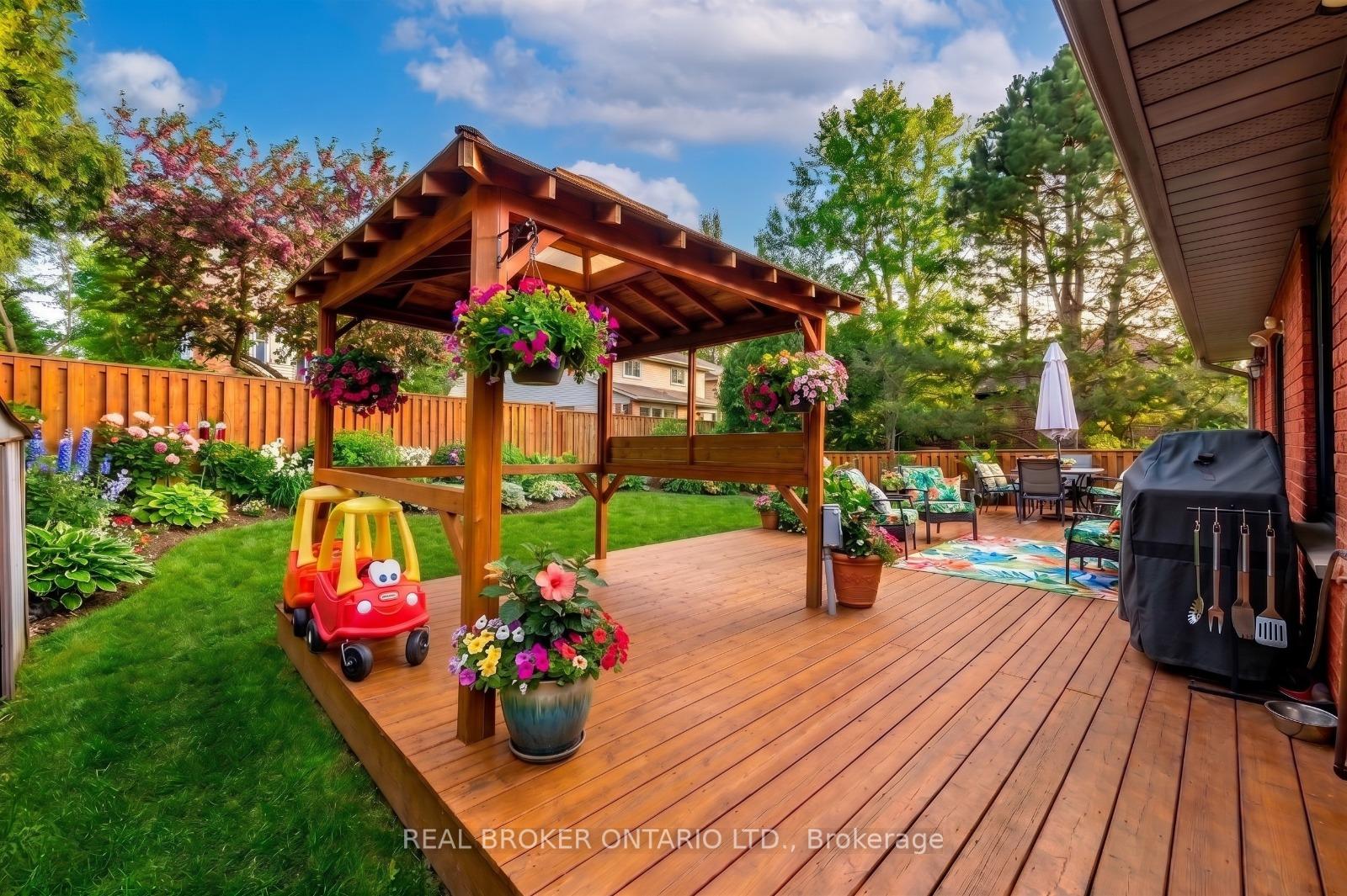 Photo 42 of 52 Beckett Drive, Brantford, Empire South — HOMEH