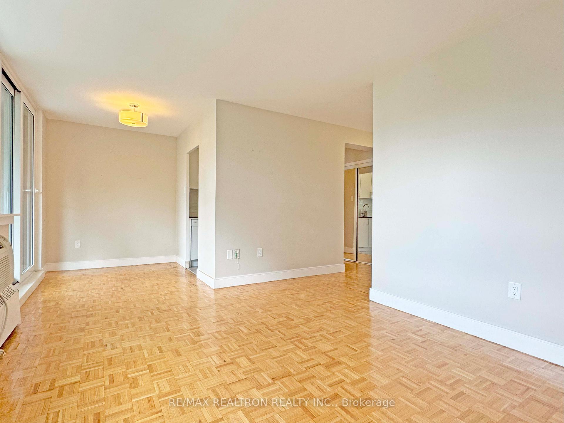 Photo 7 of Unit 406, 485 Huron Street, Toronto, The Annex — HOMEH
