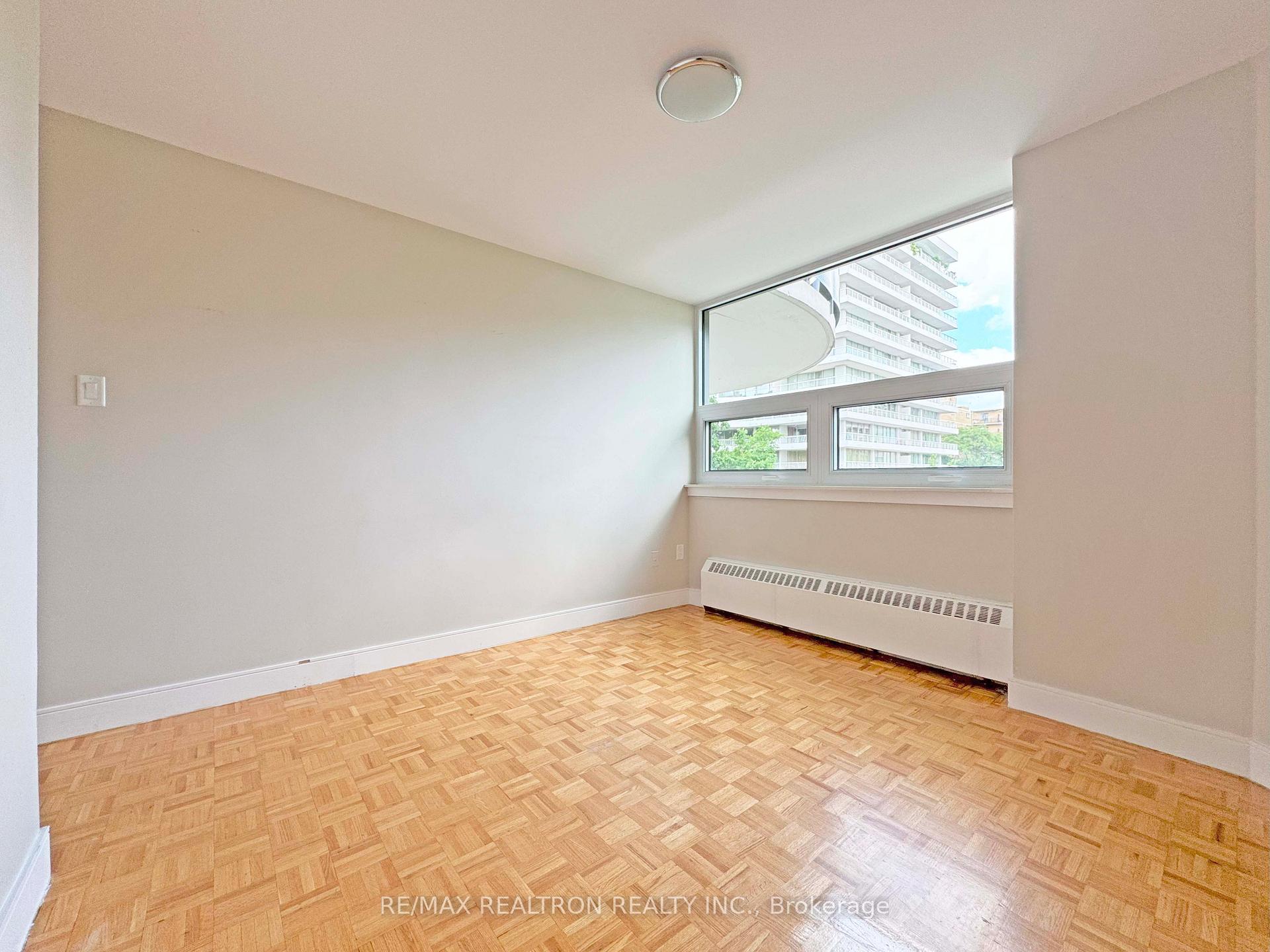 Photo 15 of Unit 406, 485 Huron Street, Toronto, The Annex — HOMEH