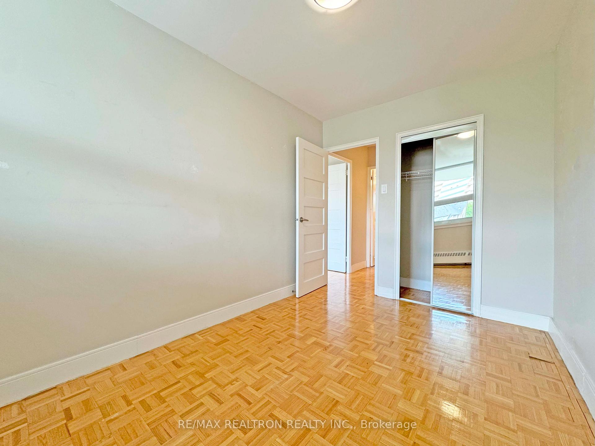 Photo 20 of Unit 406, 485 Huron Street, Toronto, The Annex — HOMEH