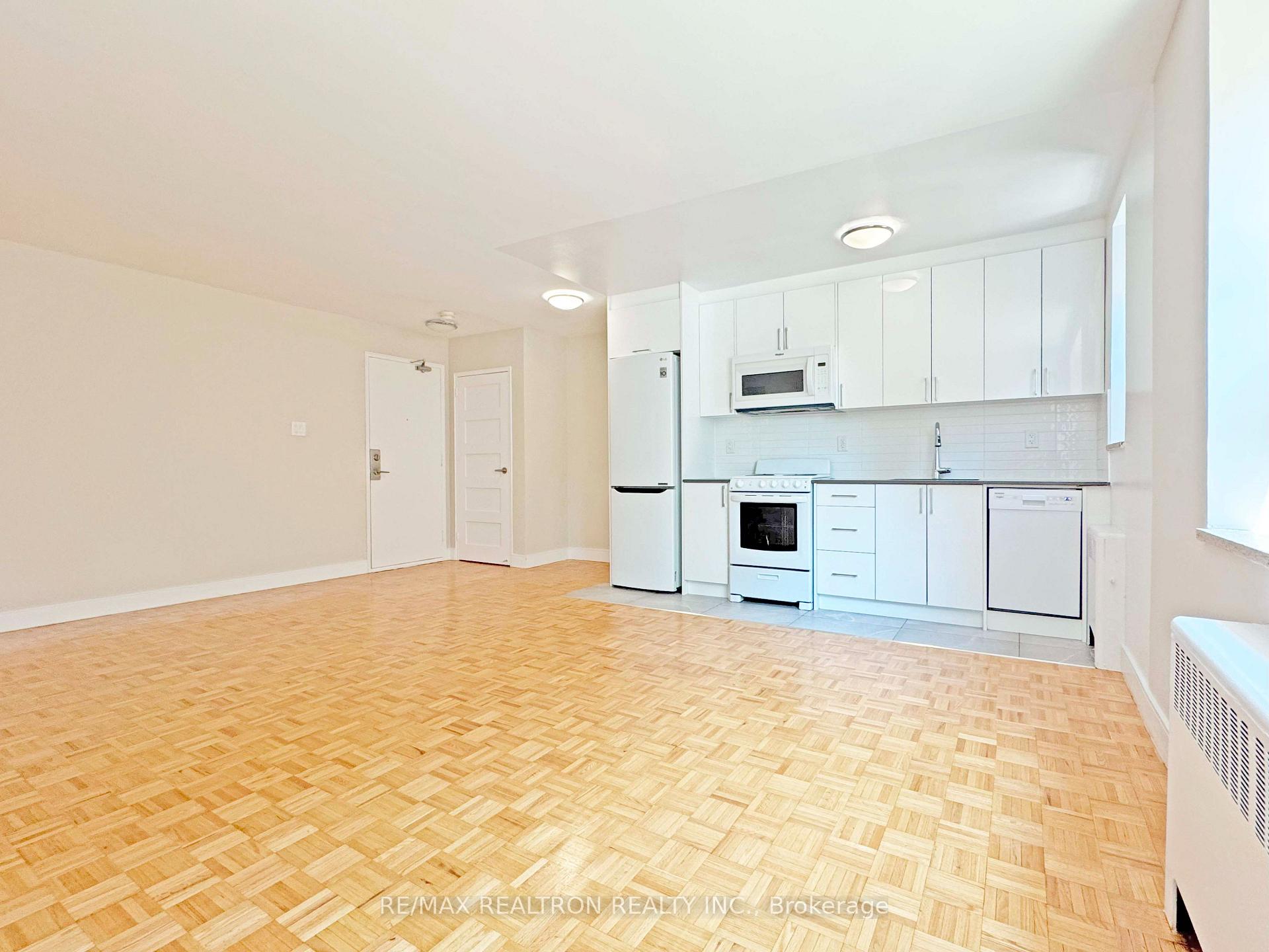 Photo 7 of Unit 603, 1291 Bayview Avenue, Toronto, Leaside — HOMEH
