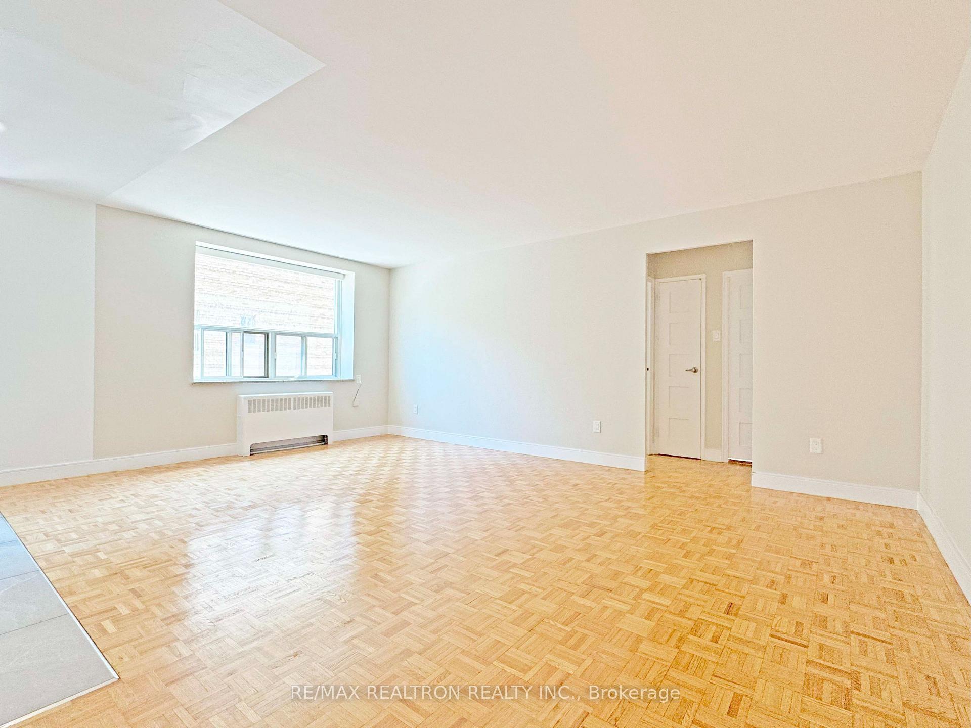 Photo 11 of Unit 603, 1291 Bayview Avenue, Toronto, Leaside — HOMEH